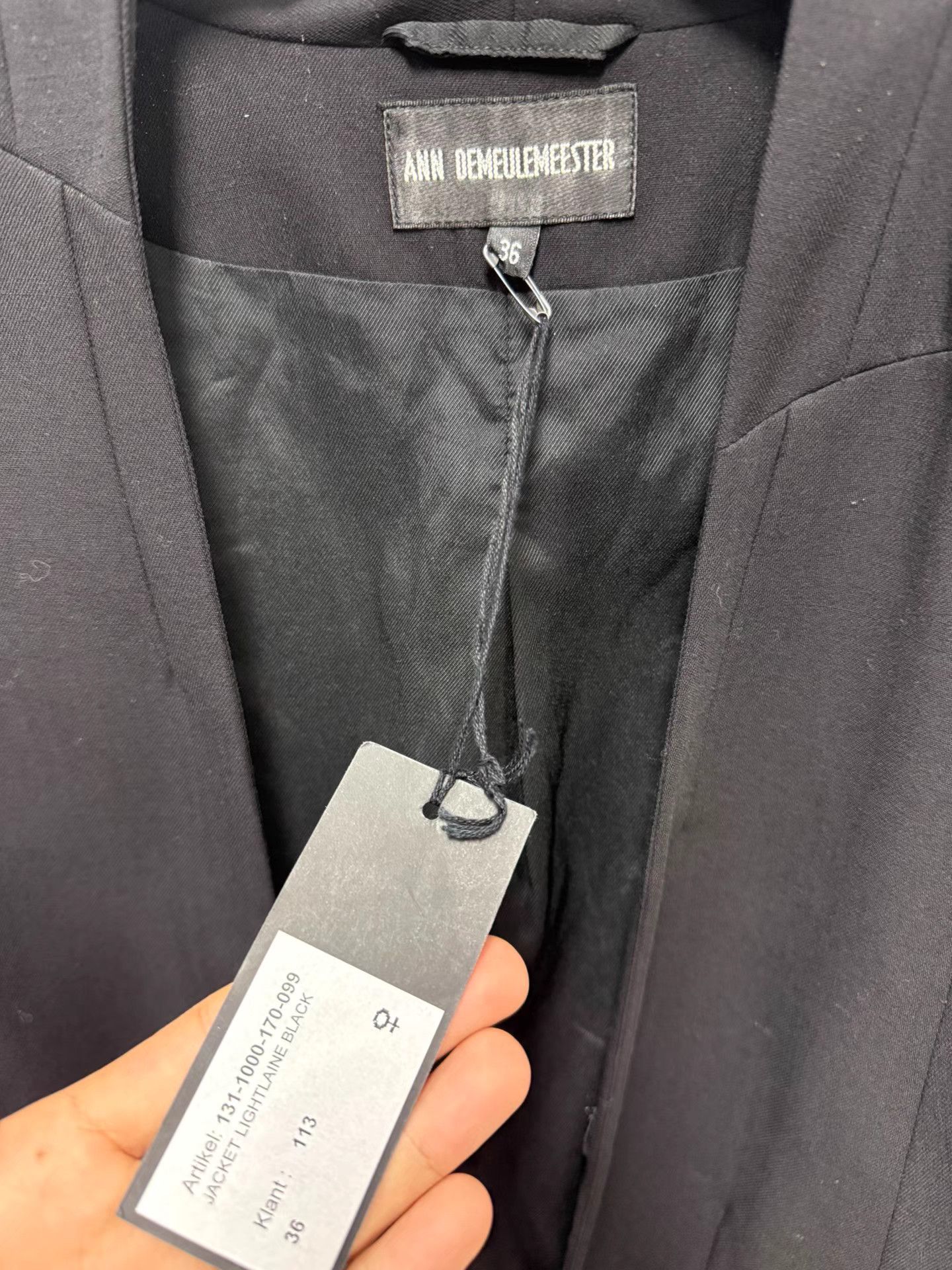 Ann Demeulemeester Ann Demeulemeester Square Shoulder Pleated Blazer K20 Size XS / US 0-2 / IT 36-38 - 4 Thumbnail