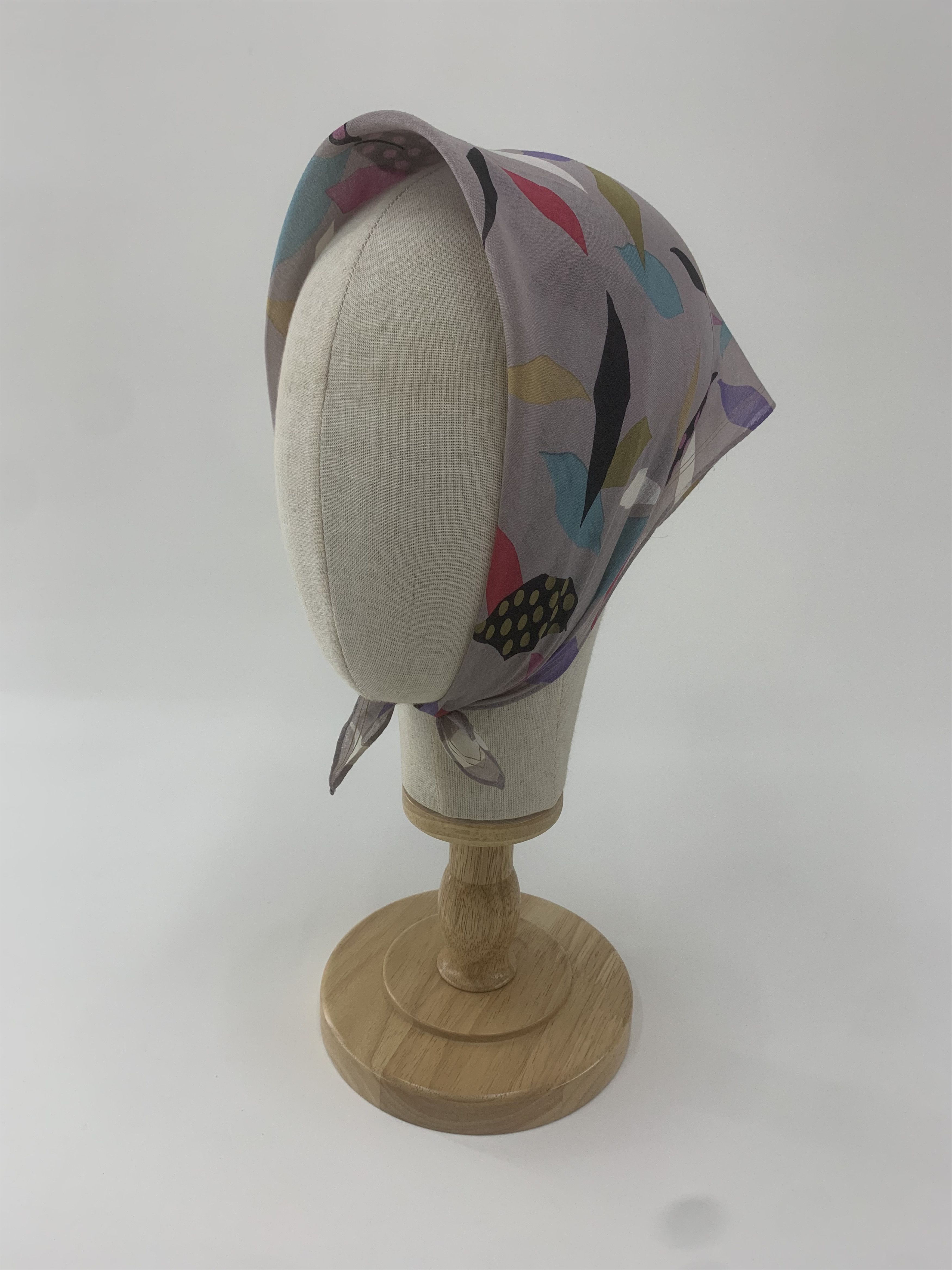 Pierre Balmain Pierre Balmain Handkerchief Bandana Neckerchief Square Size ONE SIZE - 1 Thumbnail