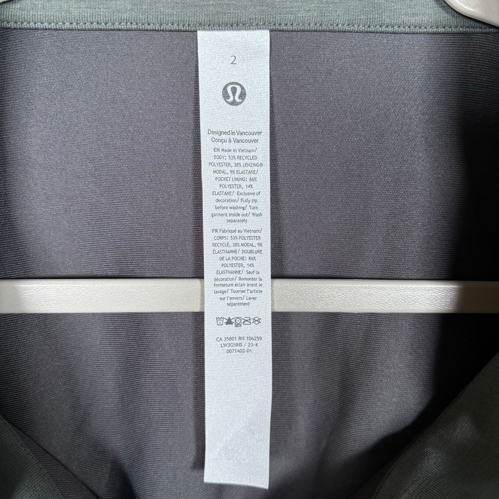 Lululemon Lululemon Cinch-Waist Softstreme Jacket NWT Size 2 Green Size XS / US 0-2 / IT 36-38 - 4 Thumbnail