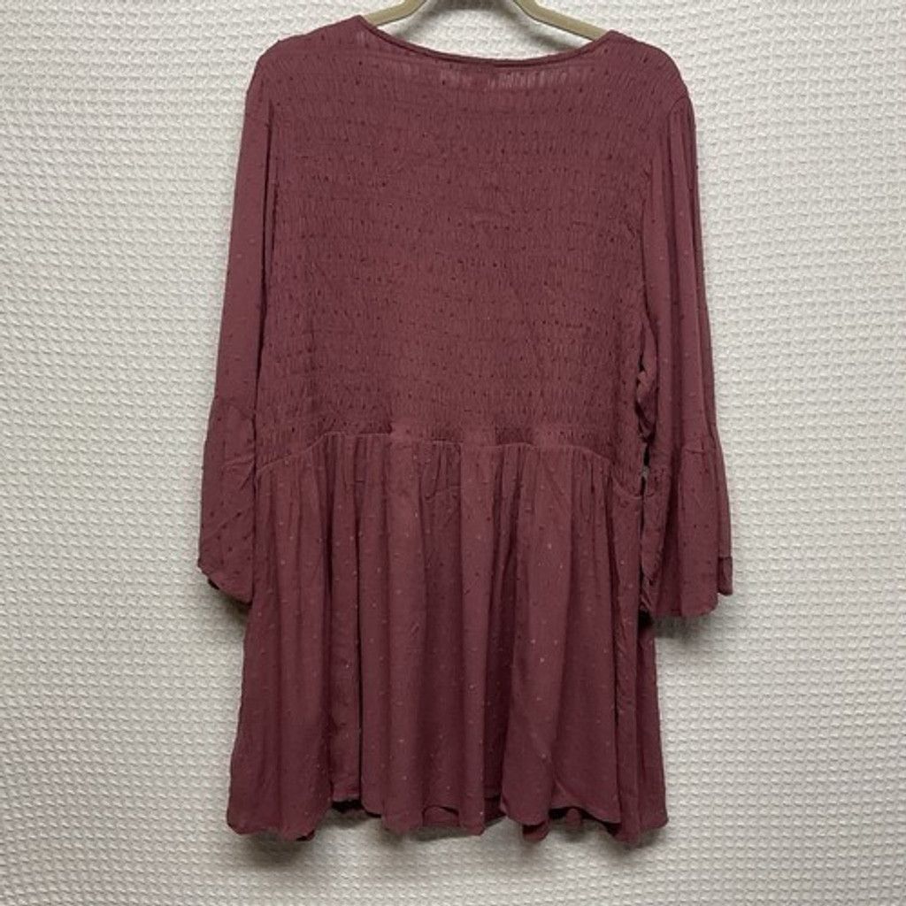 Torrid NWT Torrid Crinkle Bell Sleeve Lace Swiss Dots Tunic Women3X Size ONE SIZE - 5 Thumbnail