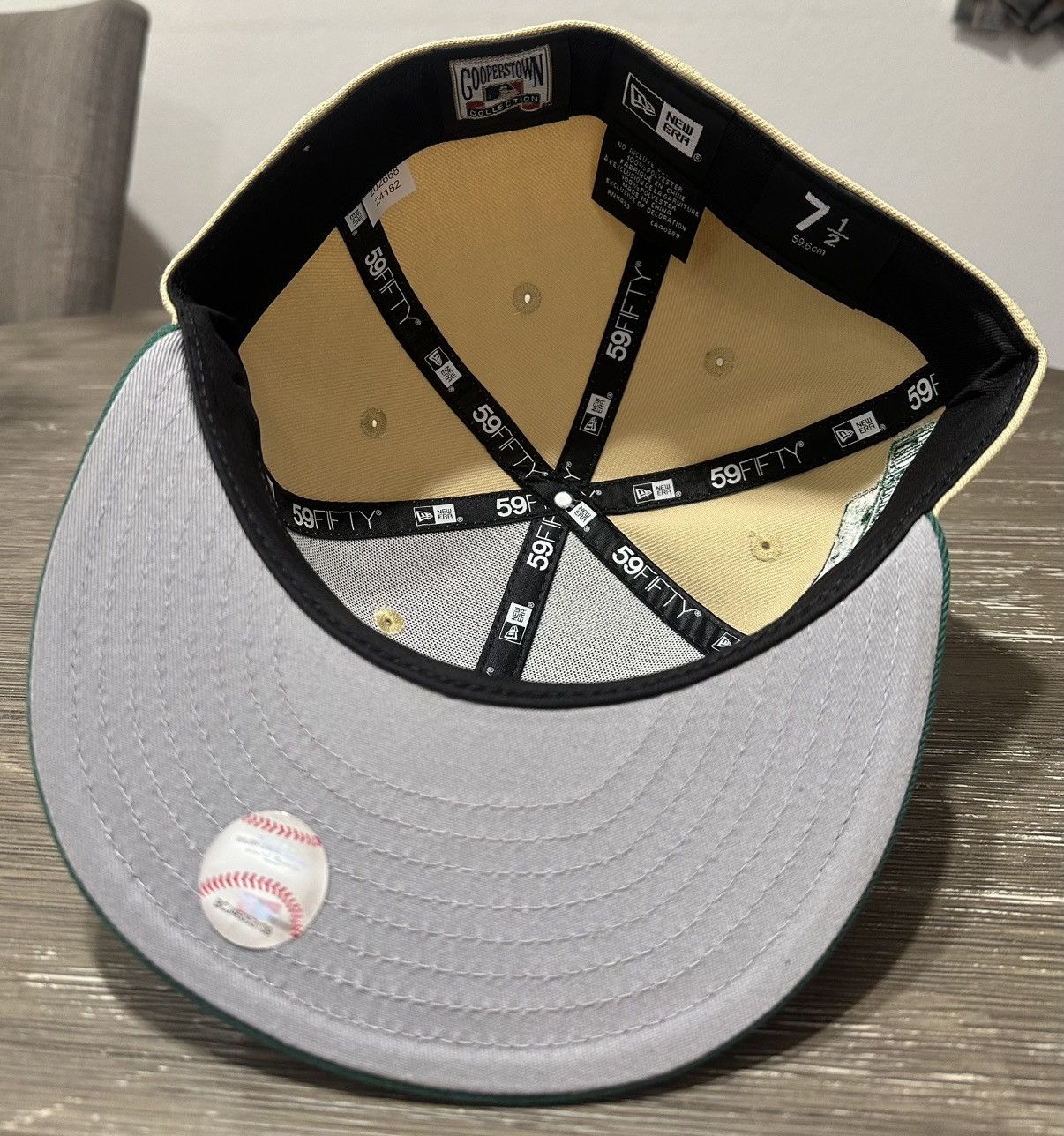 Hat Club × New Era Size 7 1/2 - Cap City Exclusive Philadelphia Phillies Size ONE SIZE - 4 Thumbnail