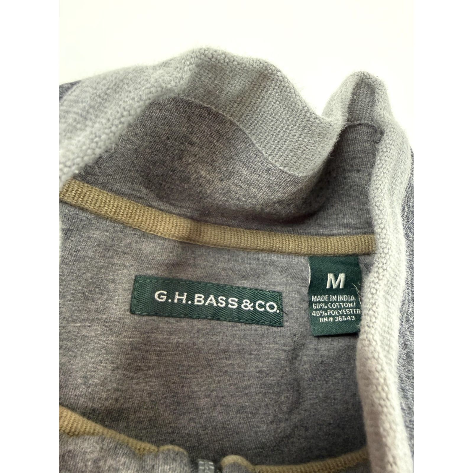 Vintage G.H. Bass & Co. Sweatshirt Mens Medium Gray 1/4 Zip Quilted Pullover Logo Patch Size US M / EU 48-50 / 2 - 4 Thumbnail