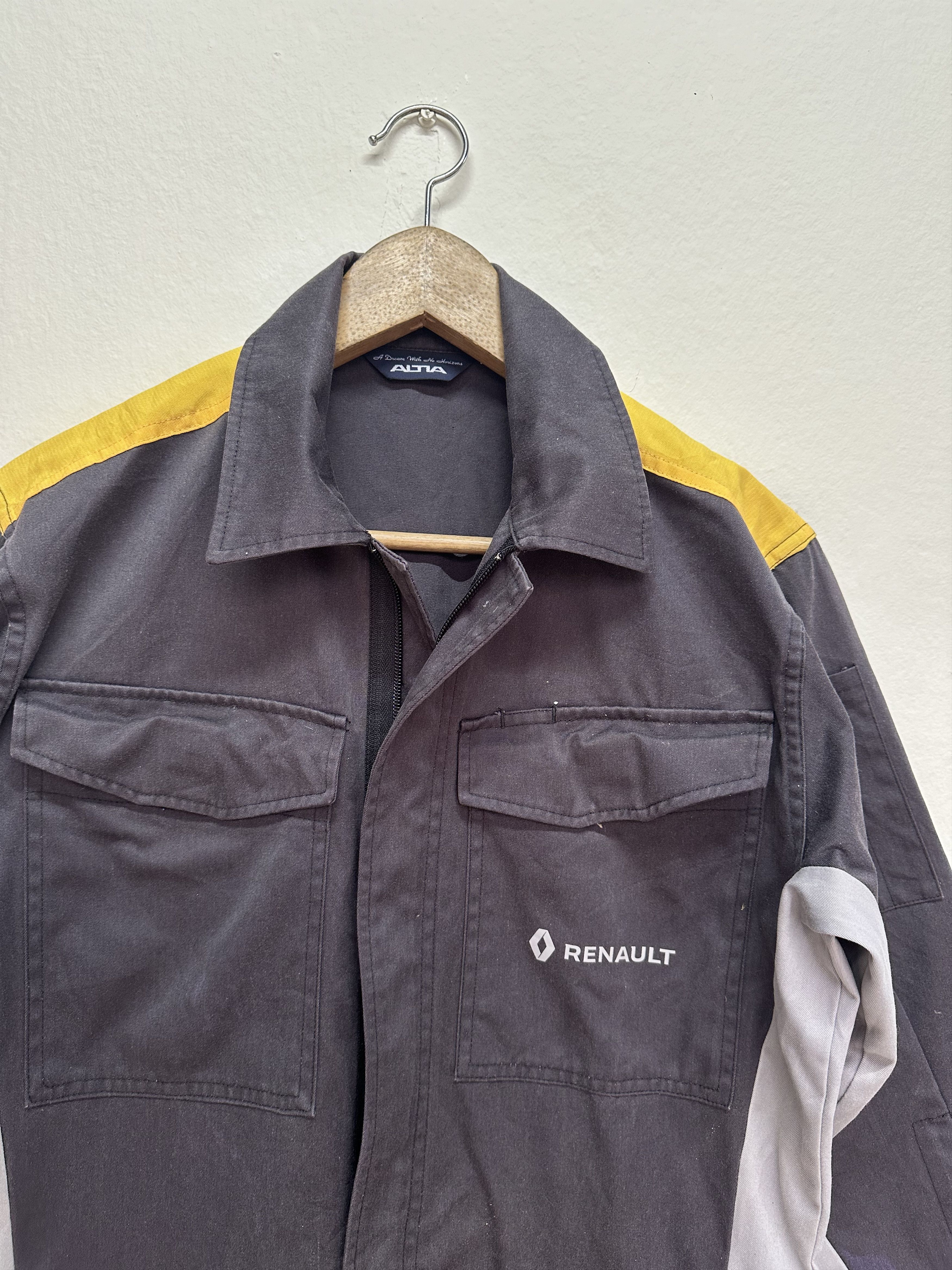 Sports Specialties Steal!! Vintage Renault Formula 1 Distressed Coverall Size US 33 - 7 Thumbnail