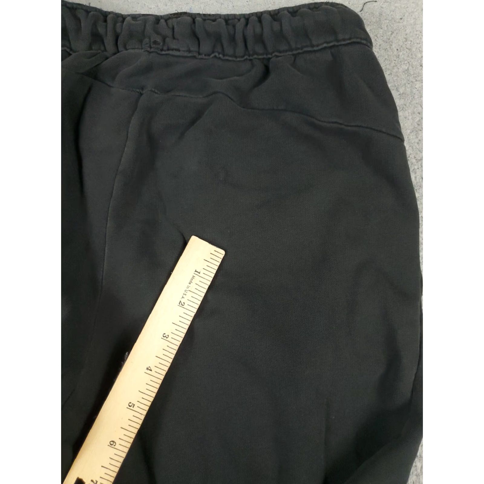 Puma PUMA Pants Men Regular Size M Black Sweatpants Style Joggers Casual Athletic track pants Size US 31 - 7 Thumbnail