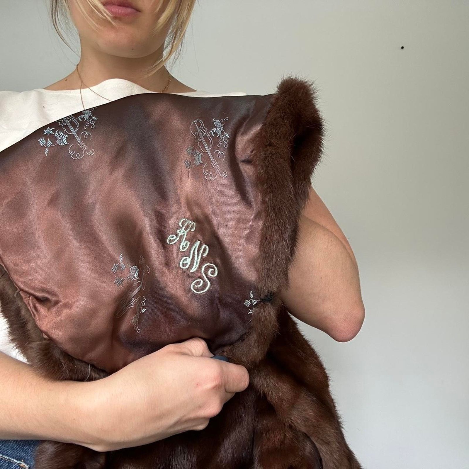 Other Vintage Mink Fur Cape/ Capelet (One Size) Size ONE SIZE - 5 Thumbnail