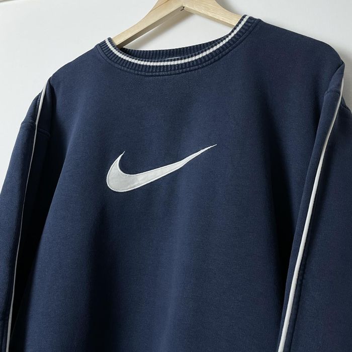 Nike vintage navy sweatshirt hot sale