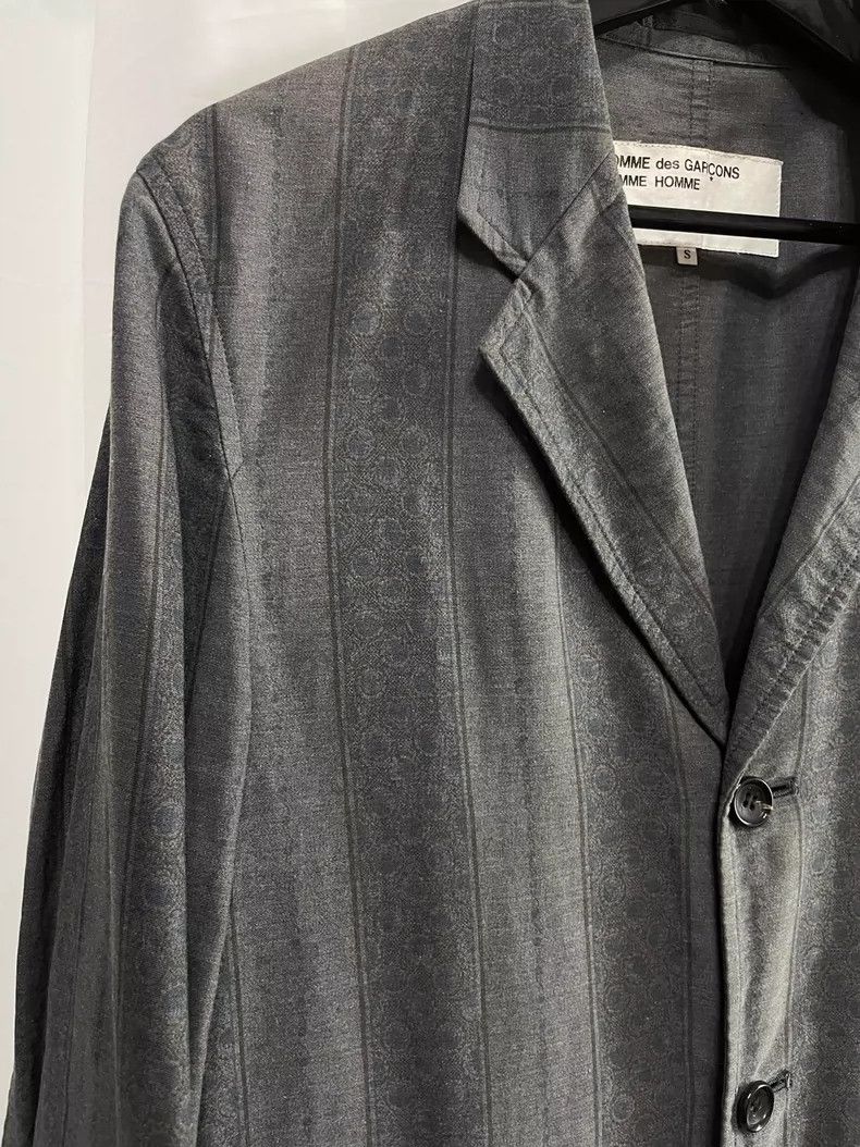 Comme des Garcons Comme des Garçons Vintage dark print ethnic print blazer ja Size US S / EU 44-46 / 1 - 3 Thumbnail