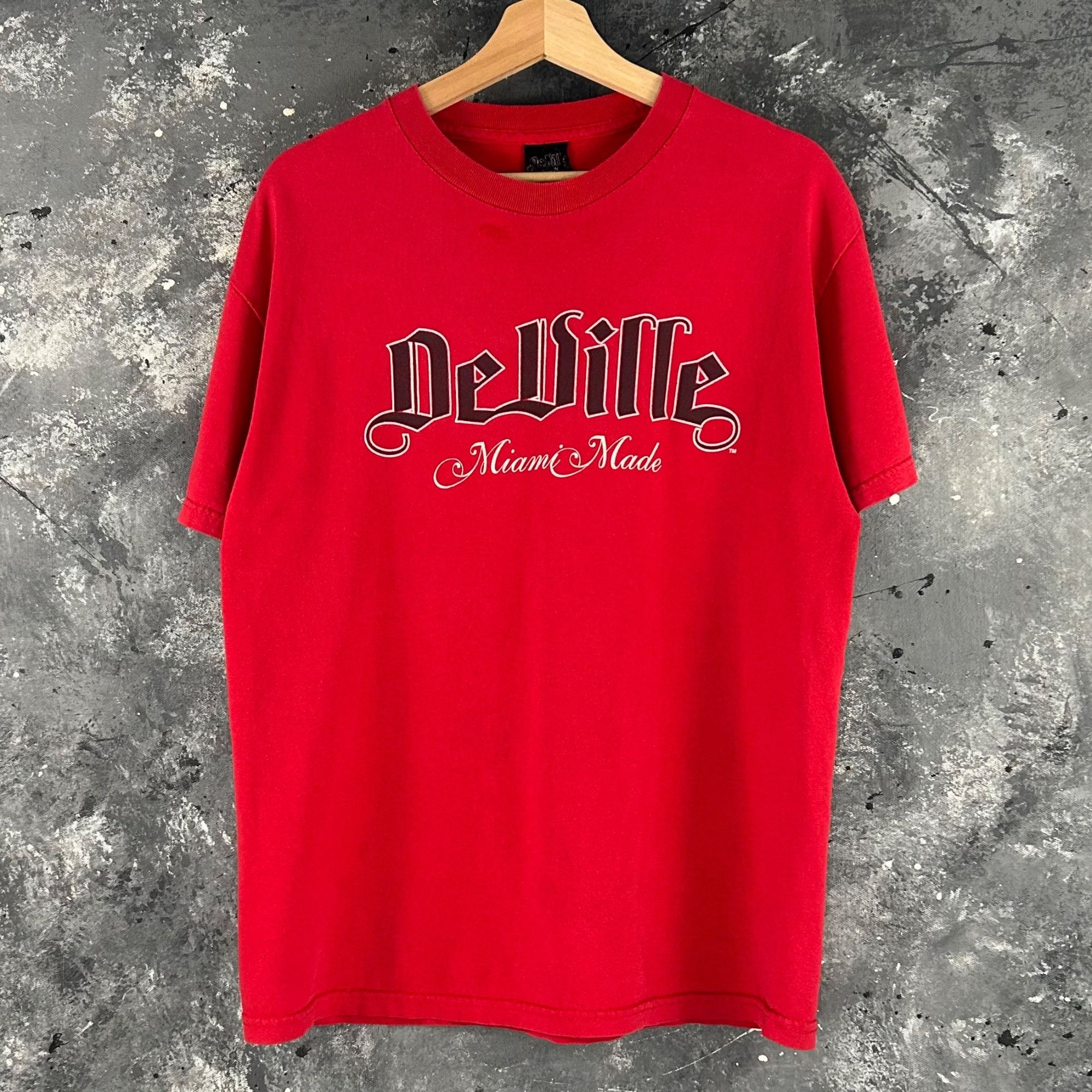 Vintage Vintage Y2K Deville Miami made grunge red shirt Size US L / EU 52-54 / 3 - 1 Thumbnail