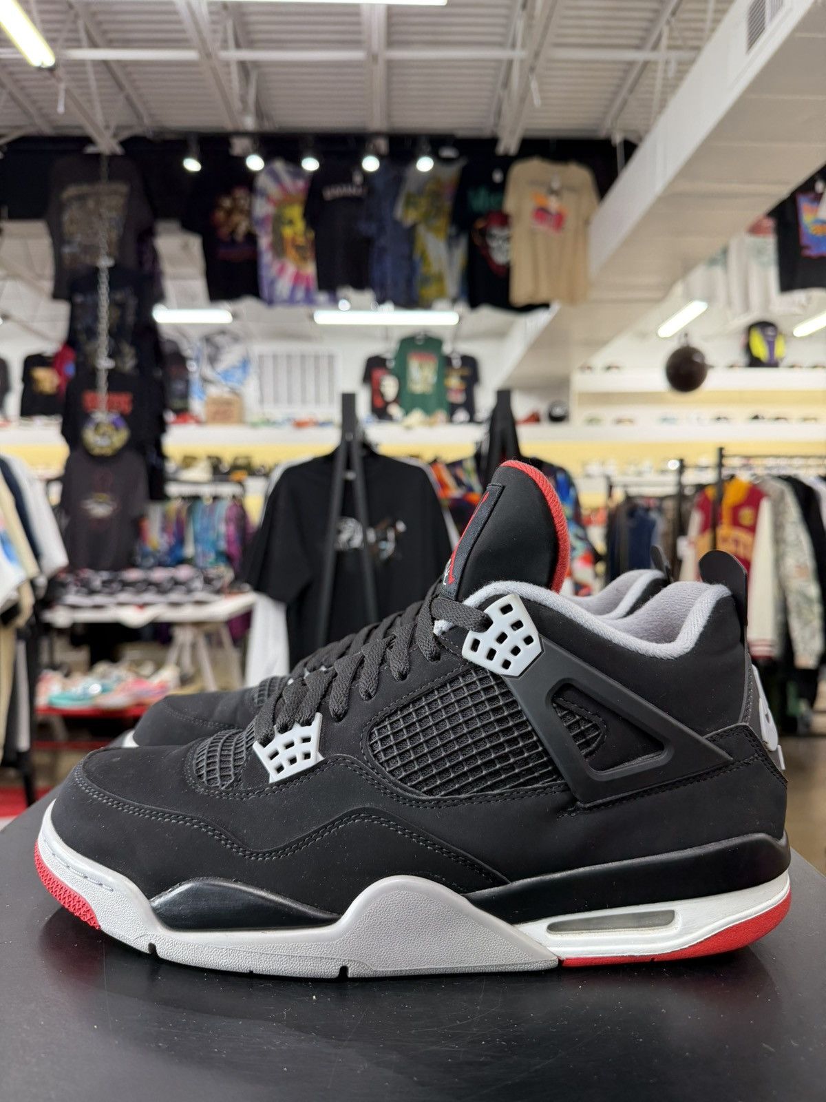 Jordan Brand Air Jordan 4 Bred Size 11.5 (2019) Size US 11.5 / EU 44-45 - 7 Thumbnail