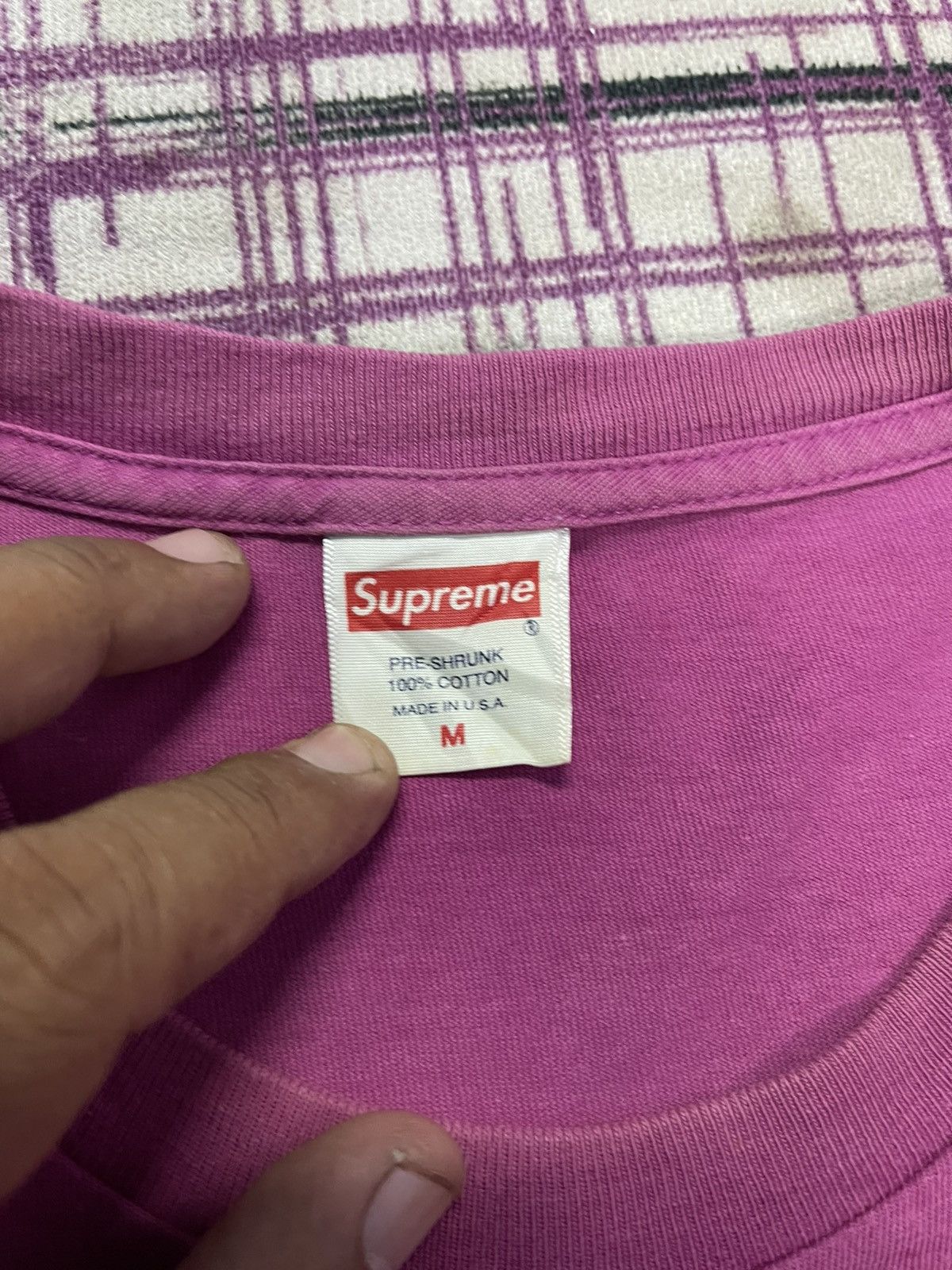 Supreme VINTAGE FW19 SUPREME PINK SMOKE LOGO VERY RARE Size US M / EU 48-50 / 2 - 4 Thumbnail