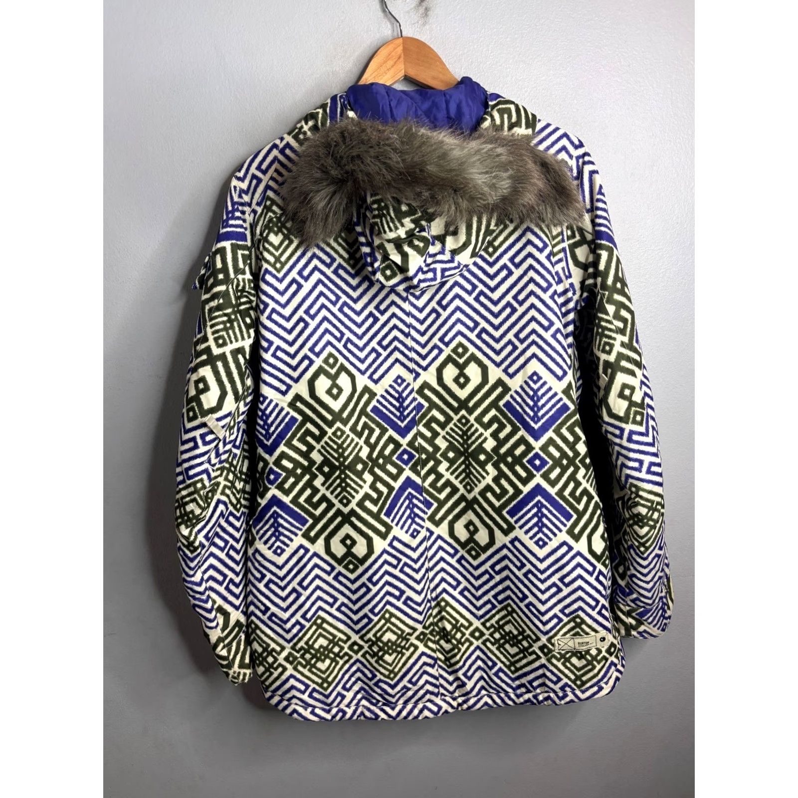 Burton Burton DryRide Womens Jacket L Purple Insulated Hooded Faux Fur Snowboard Coat - Regular Fit, Snow Ski, Casual Travel, White Pattern? Size L / US 10 / IT 46 - 6 Thumbnail