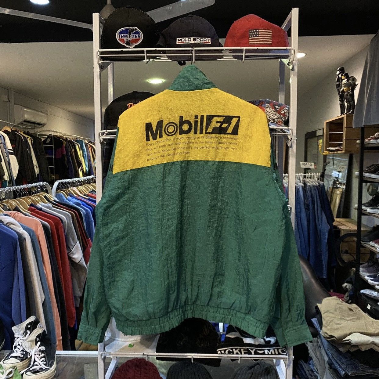 Ferrari × Mercedes-Benz × Vintage Vintage Mobil F1 Mobil 1 Rally Formula 5W-50 Light Jackets Size US M / EU 48-50 / 2 - 1 Thumbnail