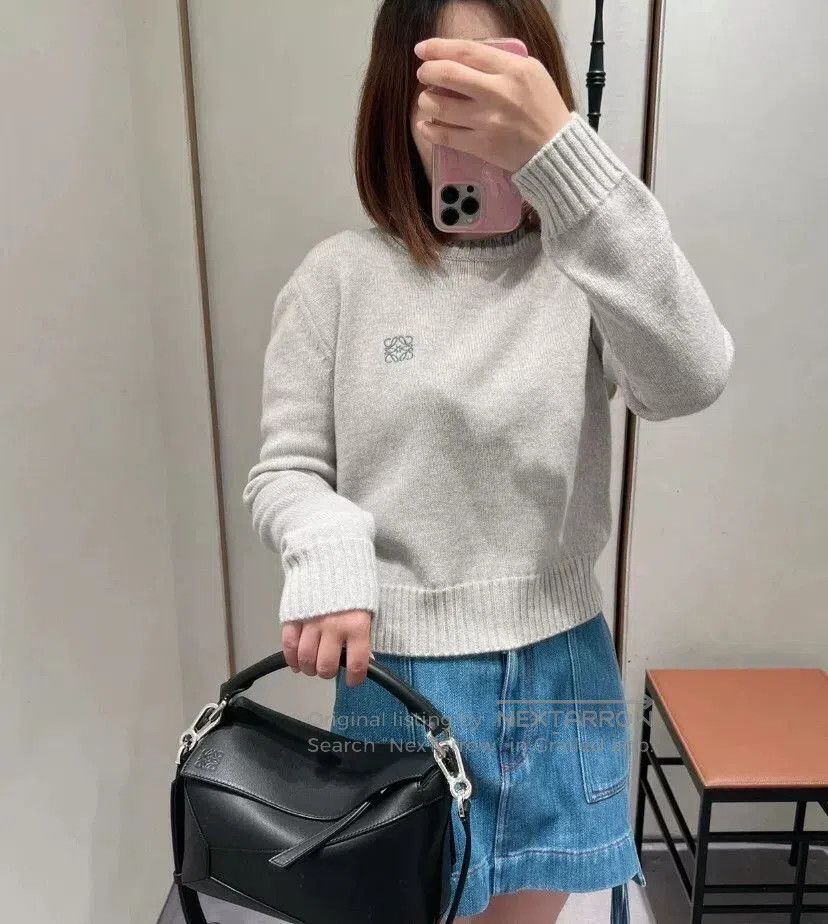 Loewe gray logo embroidered wool knit sweater. Size US XS / EU 42 / 0 - 7 Thumbnail