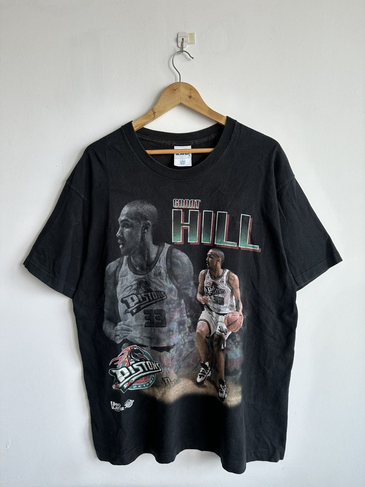 NBA × Rap Tees × Vintage Vintage 90’s Grant Hill NBA Detroit Pistons USA Raptees Size US L / EU 52-54 / 3 - 2 Thumbnail