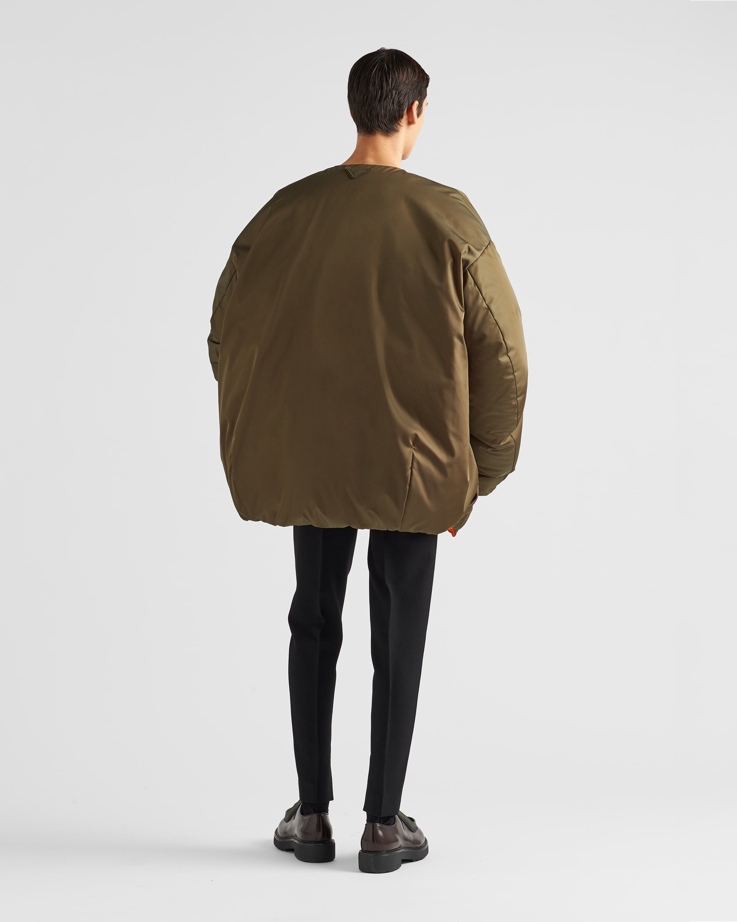 Prada o1mt1gz0225 Reversible Re-Nylon Down Jacket in Green Size US XL / EU 56 / 4 - 5 Thumbnail