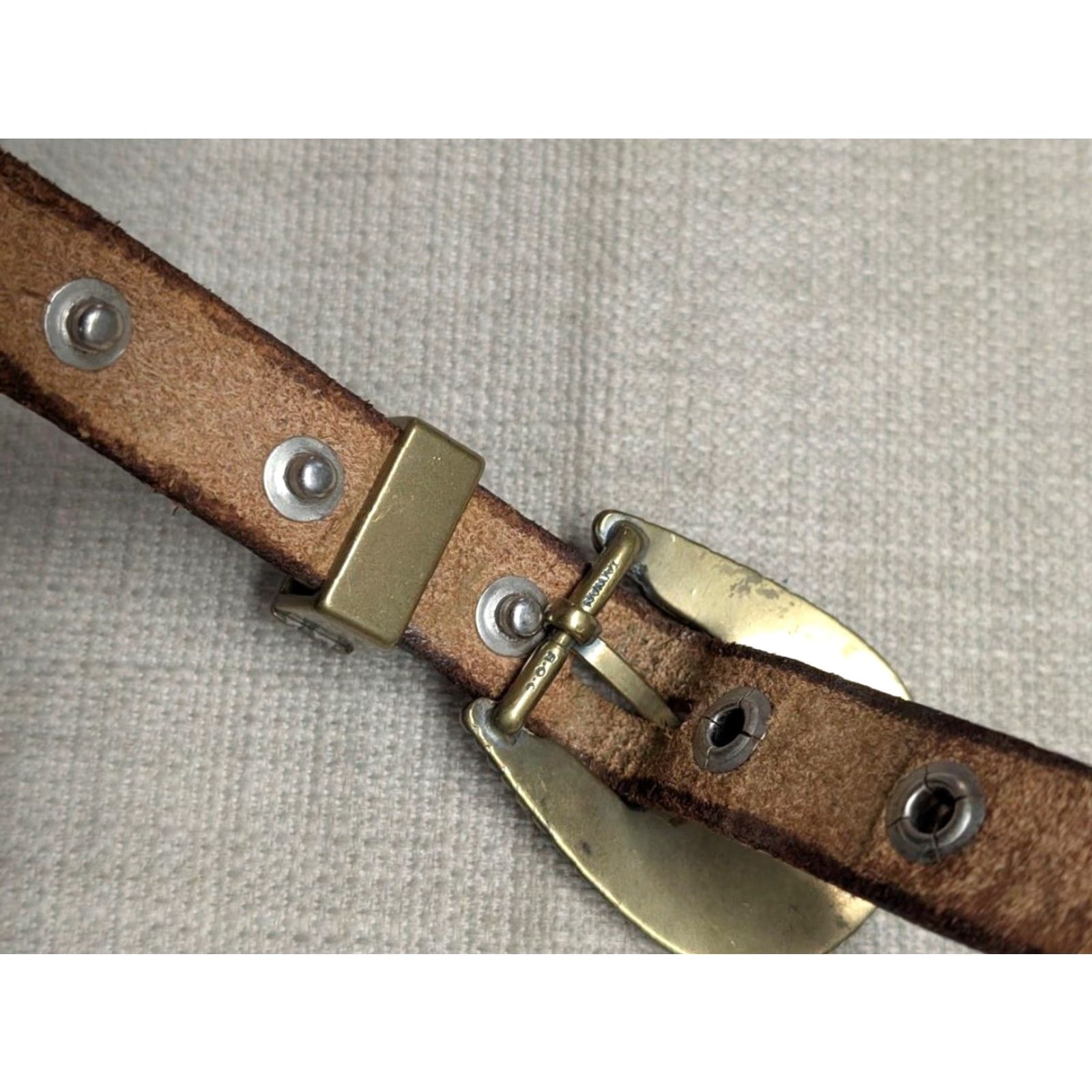 Vintage VINTAGE HANDCRAFTED western belt belt 42 brown leather cowhide Ranger Mens Size 42 - 7 Thumbnail