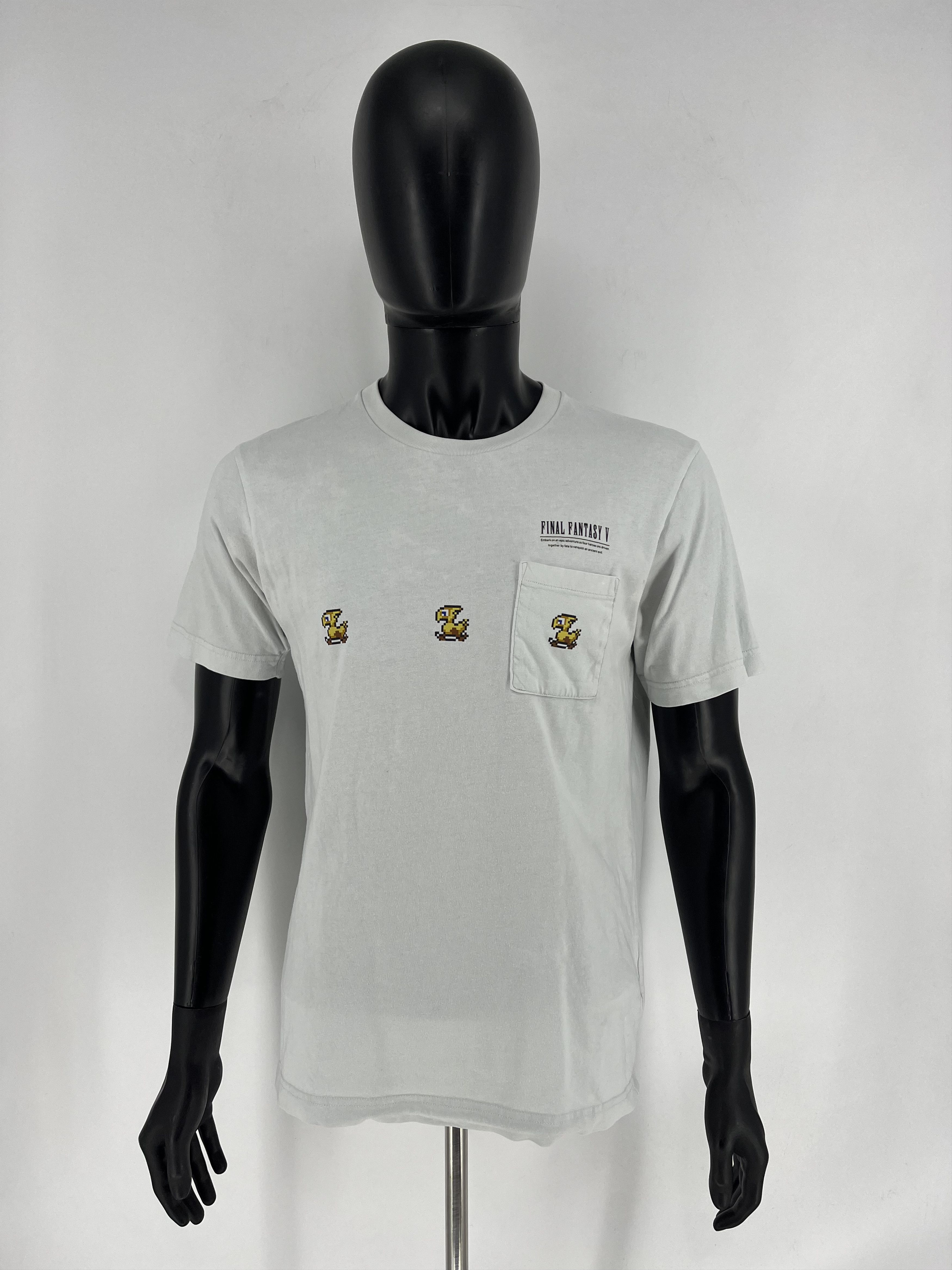 Anime Vintage Y2K Anime Final Fantasy V Tshirt by Uniqlo SIZE-S Size US S / EU 44-46 / 1 - 2 Thumbnail
