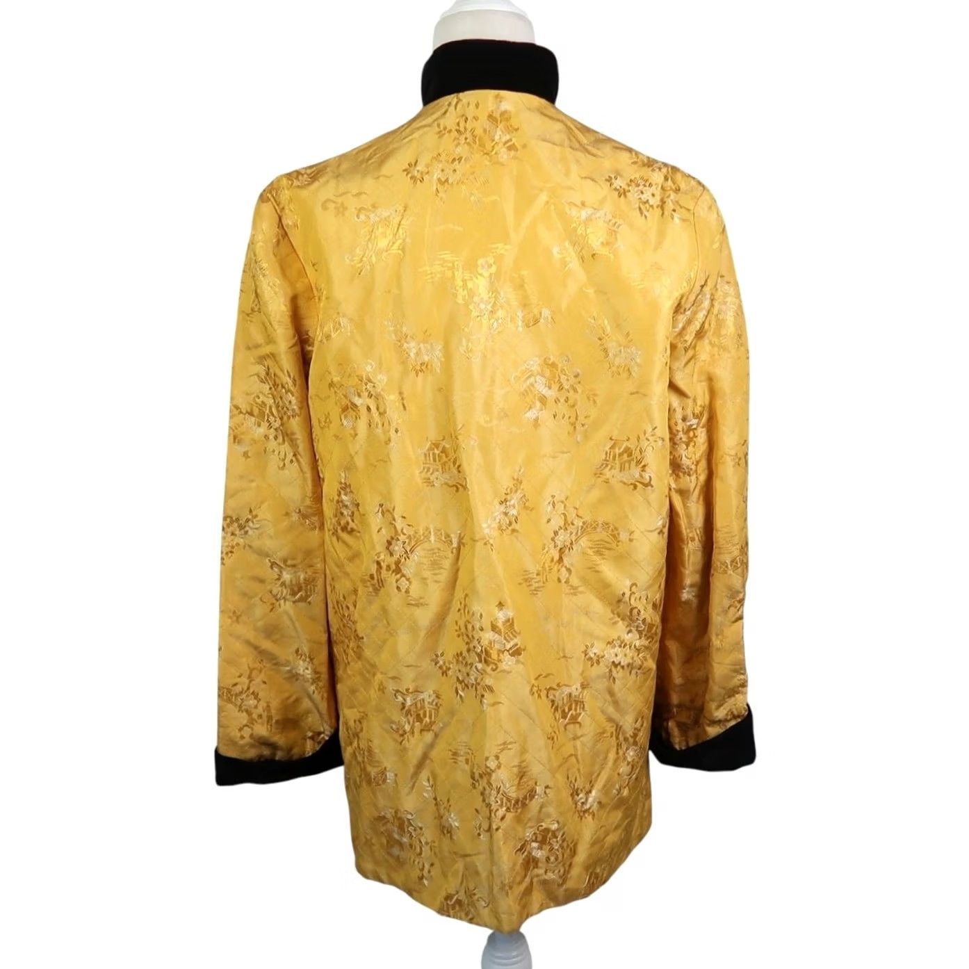 Velvet VINTAGE Jacket 70s Yellow Floral Silk Brocade Black Velvet Trim 12 Womens Size XL / US 12-14 / IT 48-50 - 4 Thumbnail