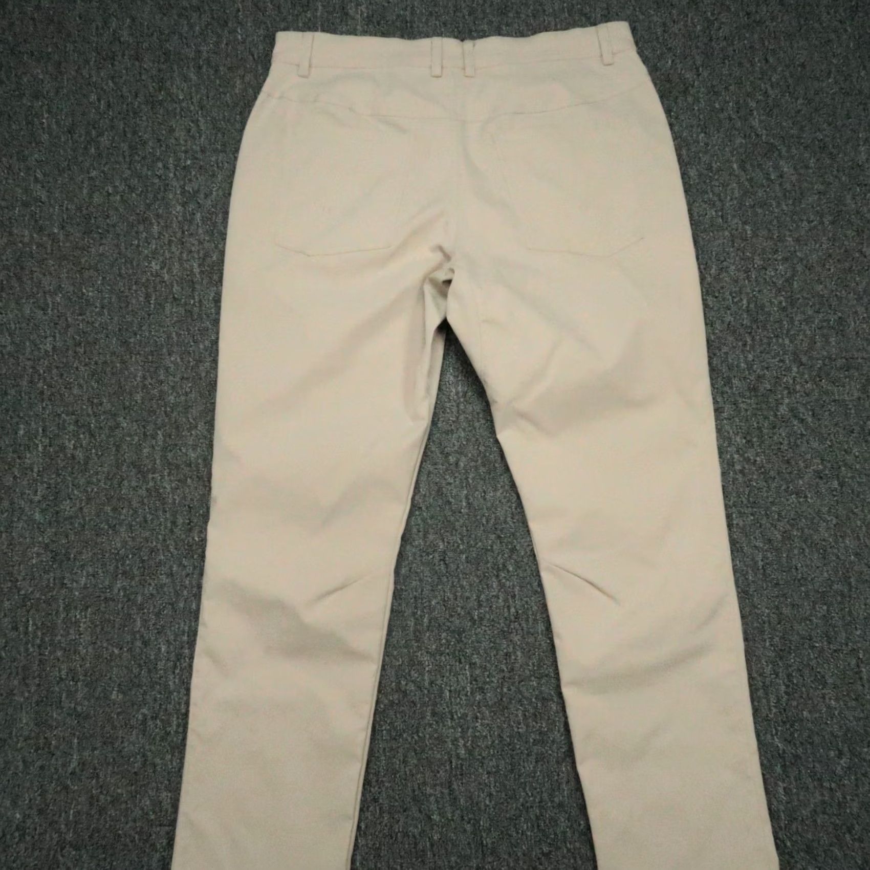 Vintage Myles Pants Mens 33x30 Khaki Tan Tour Performance Stretch Chino Zip Pocket Pants Casual Workwear 33 Beige Regular Mens Size US 33 - 5 Thumbnail