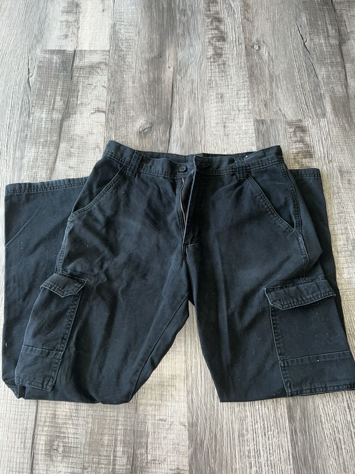 Wrangler BLACK WRANGLER CARGO PANTS Size US 32 / EU 48 - 1 Thumbnail