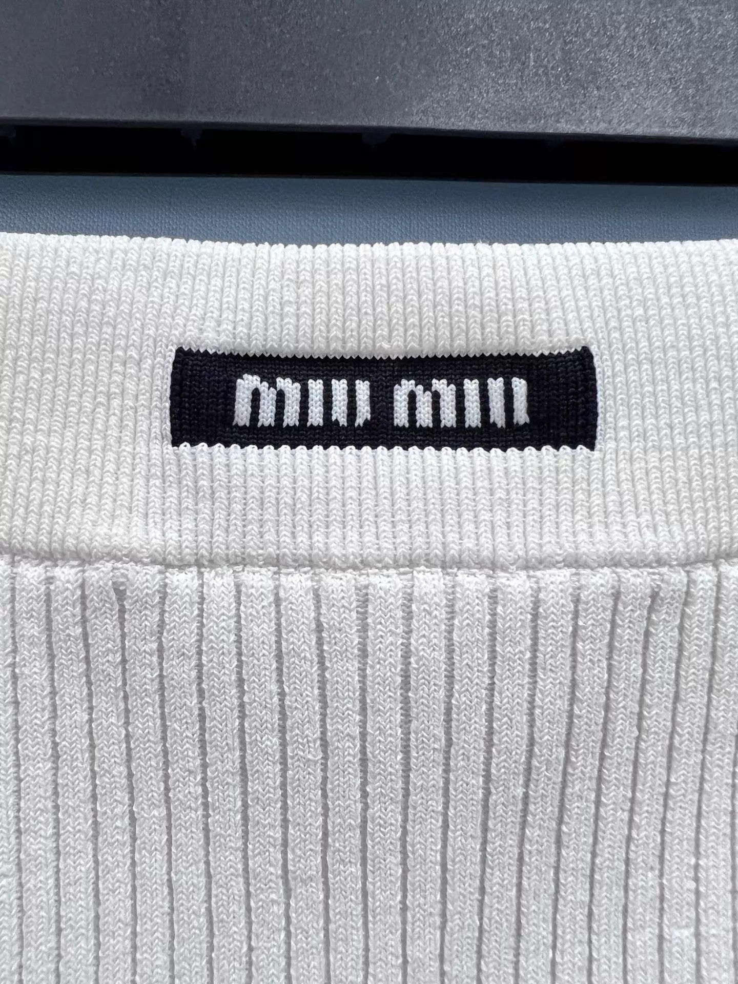 Miu Miu Miu Miu White Logo Knit Skirt 38 (99 New) Size 26" / US 2 / IT 38 - 3 Thumbnail