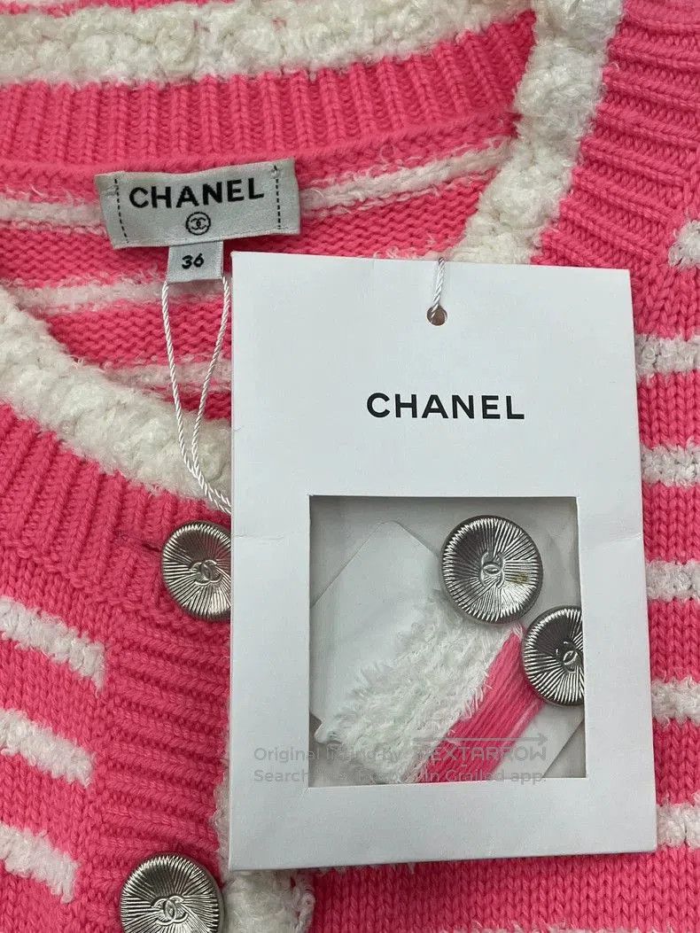 Chanel Chanel Pink Striped Short Sleeve Knit Top. Size US S / EU 44-46 / 1 - 5 Thumbnail