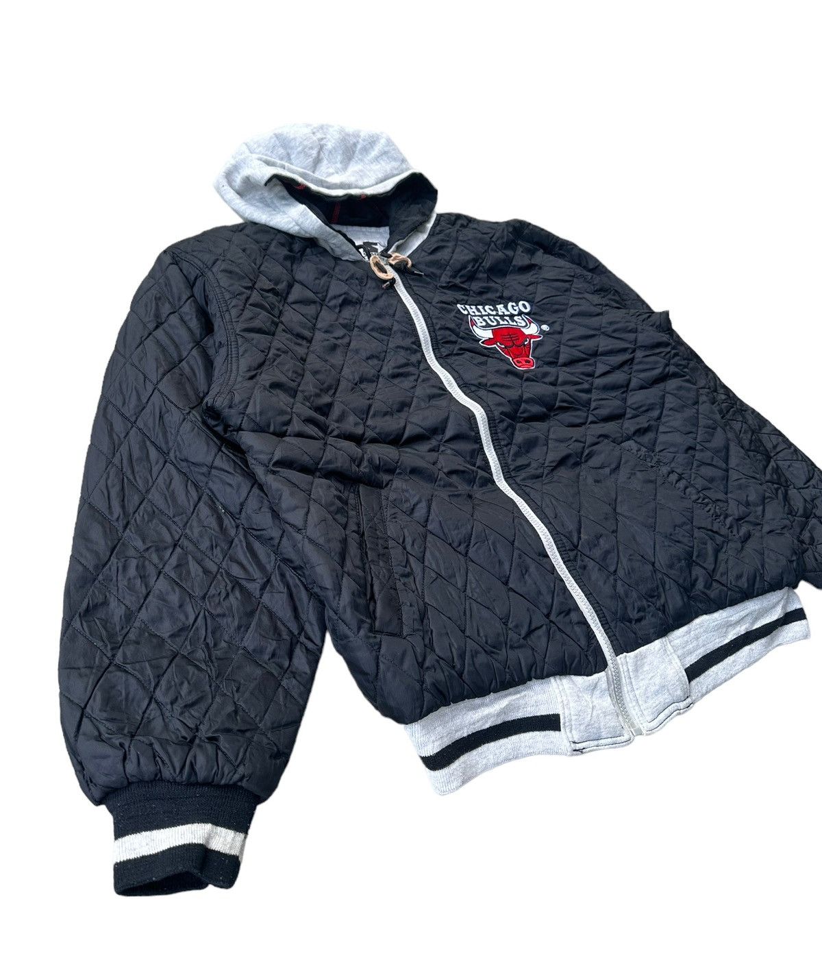 NBA × Starter Vintage NBA Chicago bulls starter reversible jacket hoodie Size US M / EU 48-50 / 2 - 5 Thumbnail