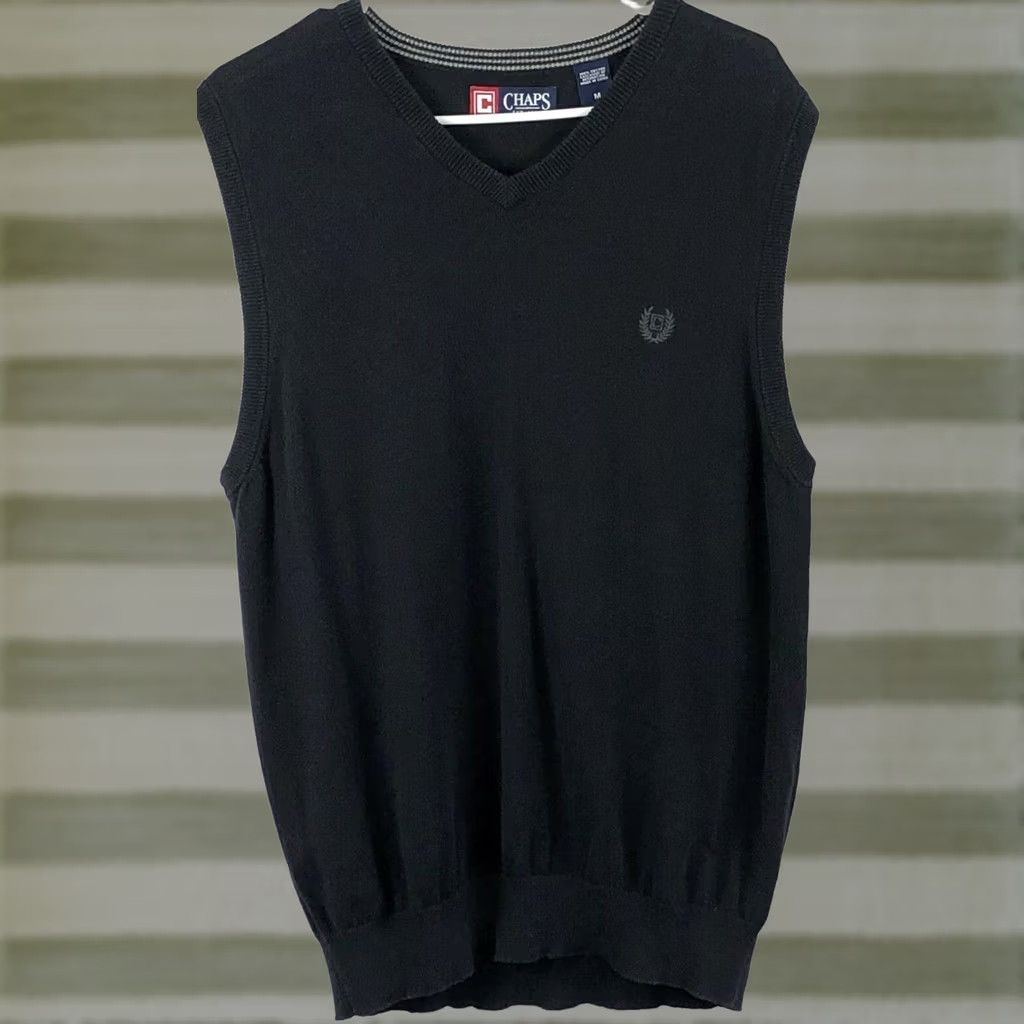 Chaps VINTAGE Ralph Lauren chaps sweater vest M black V-neck Pull Over Grunge Academia 90s Preppy Mens Size US M / EU 48-50 / 2 - 1 Thumbnail