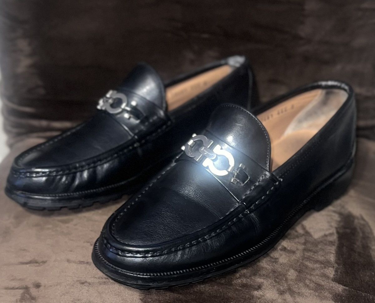 Salvatore Ferragamo Salvatore Ferragamo Gancini Size US 8 / EU 41 - 2 Thumbnail