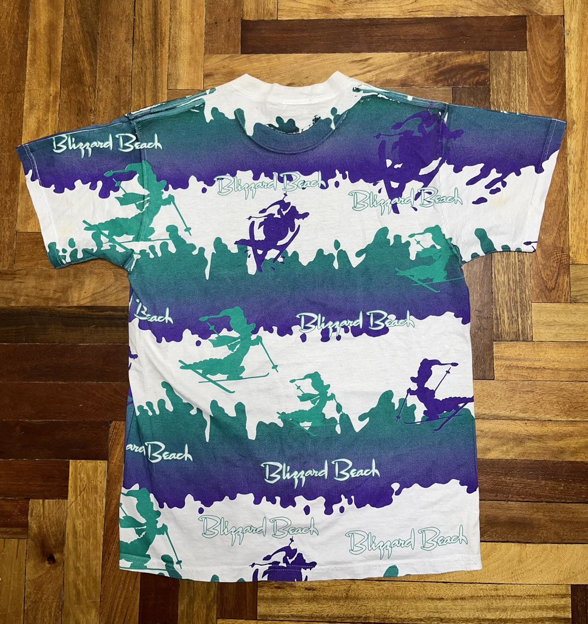 Disney × Vintage Disney Vintage y2k Blizzard Beach Full Print T Shirt Size US L / EU 52-54 / 3 - 9 Thumbnail