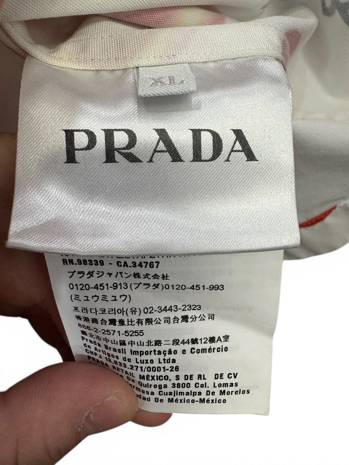 Prada Prada White Heart Double Match Button Up Size US XL / EU 56 / 4 - 7 Thumbnail