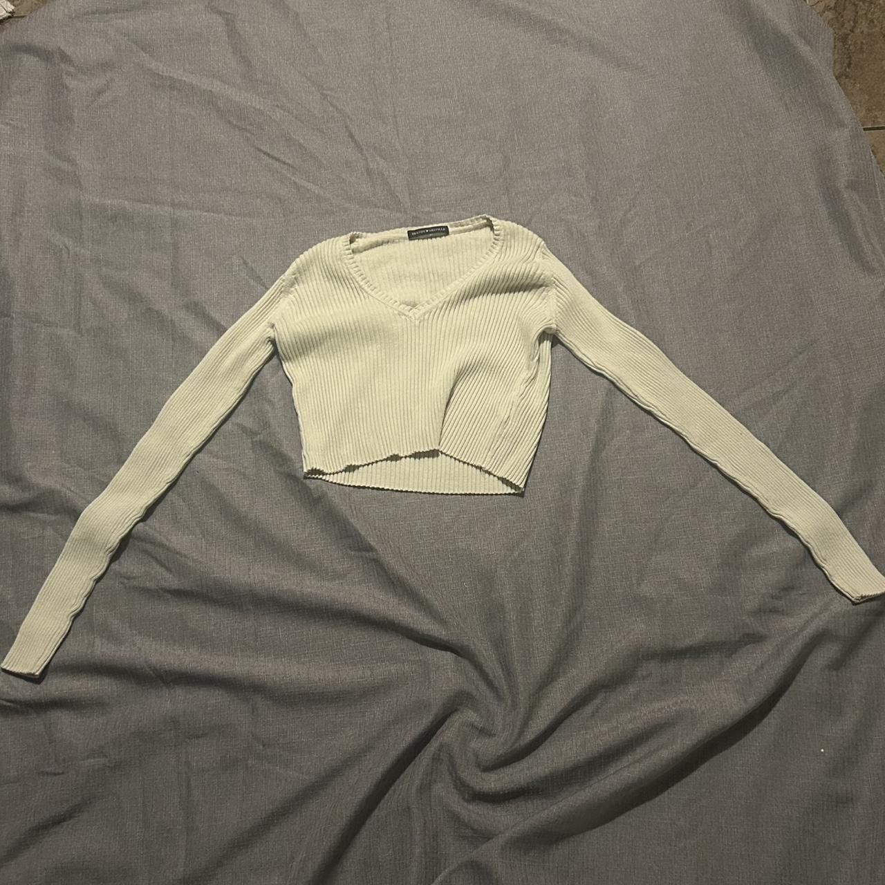Brandy Melville Brandy Melville top V-neckline with a ruched detail green Size M / US 6-8 / IT 42-44 - 1 Thumbnail
