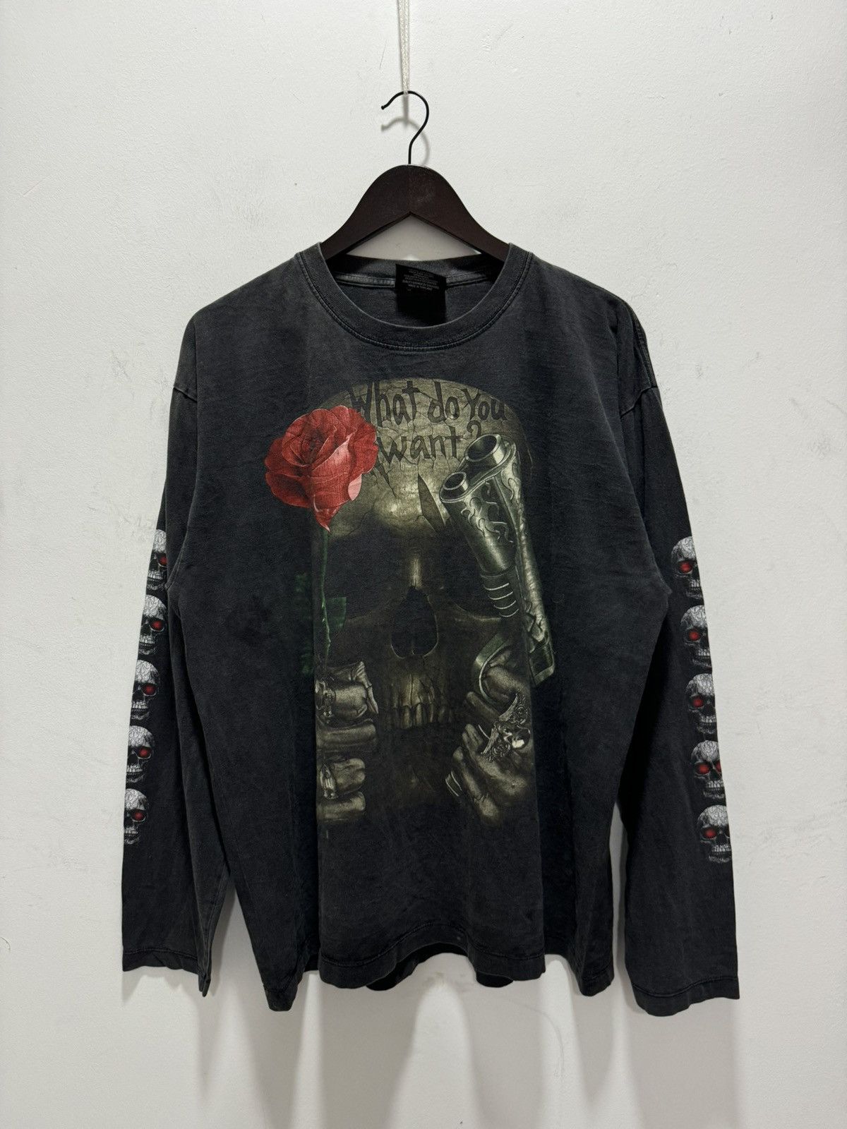 Vintage ROCK CHANG GUN n ROSES SKULLS MIRROR OVERPRINT BOOTLEG L/S Size US XL / EU 56 / 4 - 4 Thumbnail