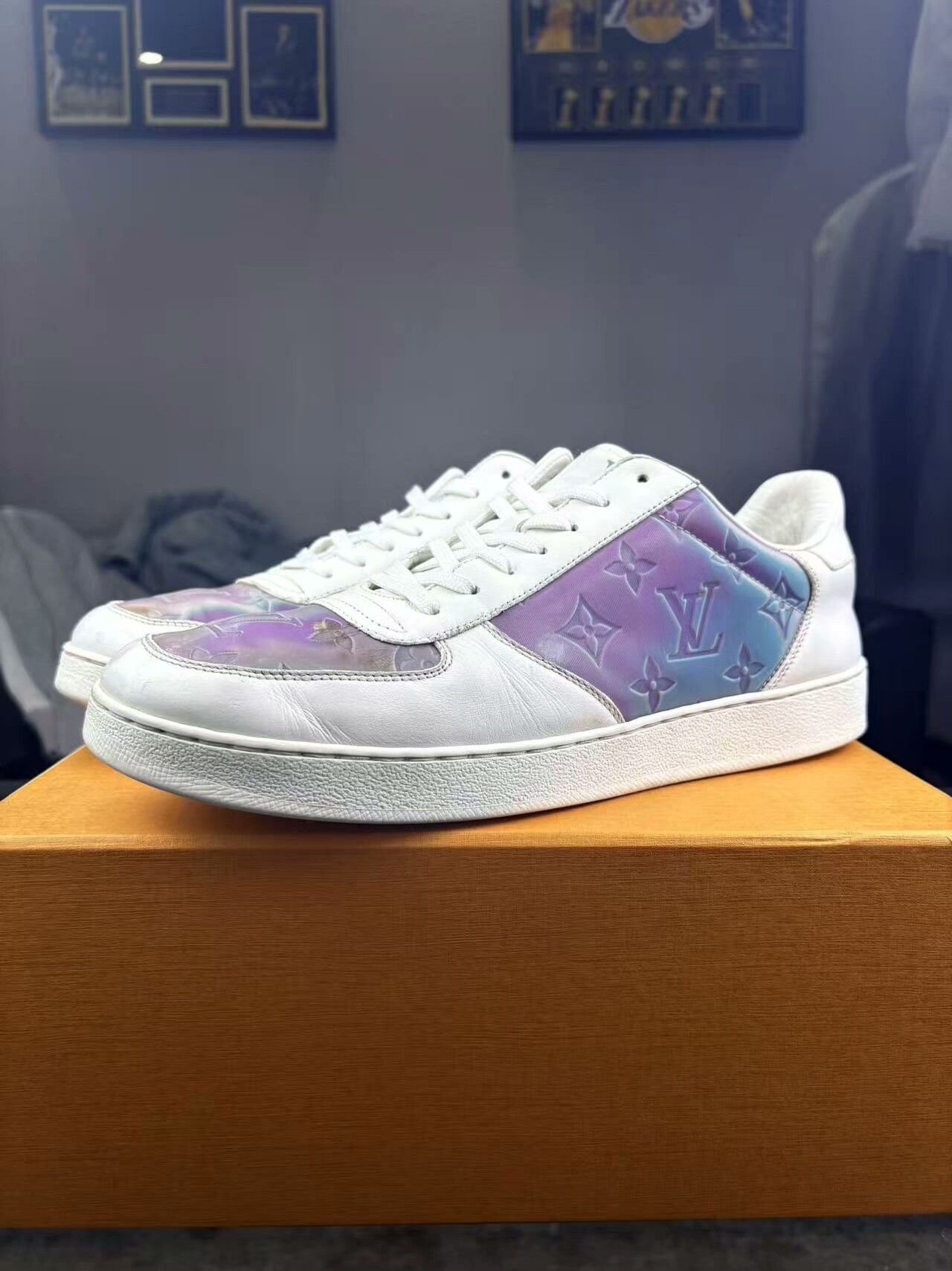 Louis Vuitton Louis Vuitton Laser White Lowtop Sneakers 9 Men Size US 9 / EU 42 - 1 Thumbnail