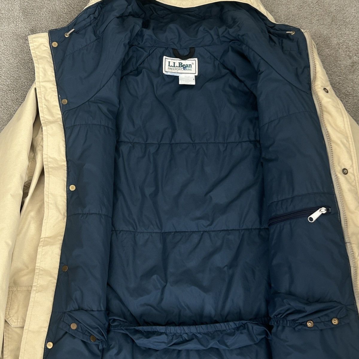L.L. Bean Vintage L.L. Bean Goretex Insulated Parka USA Cream Navy Size US L / EU 52-54 / 3 - 6 Thumbnail