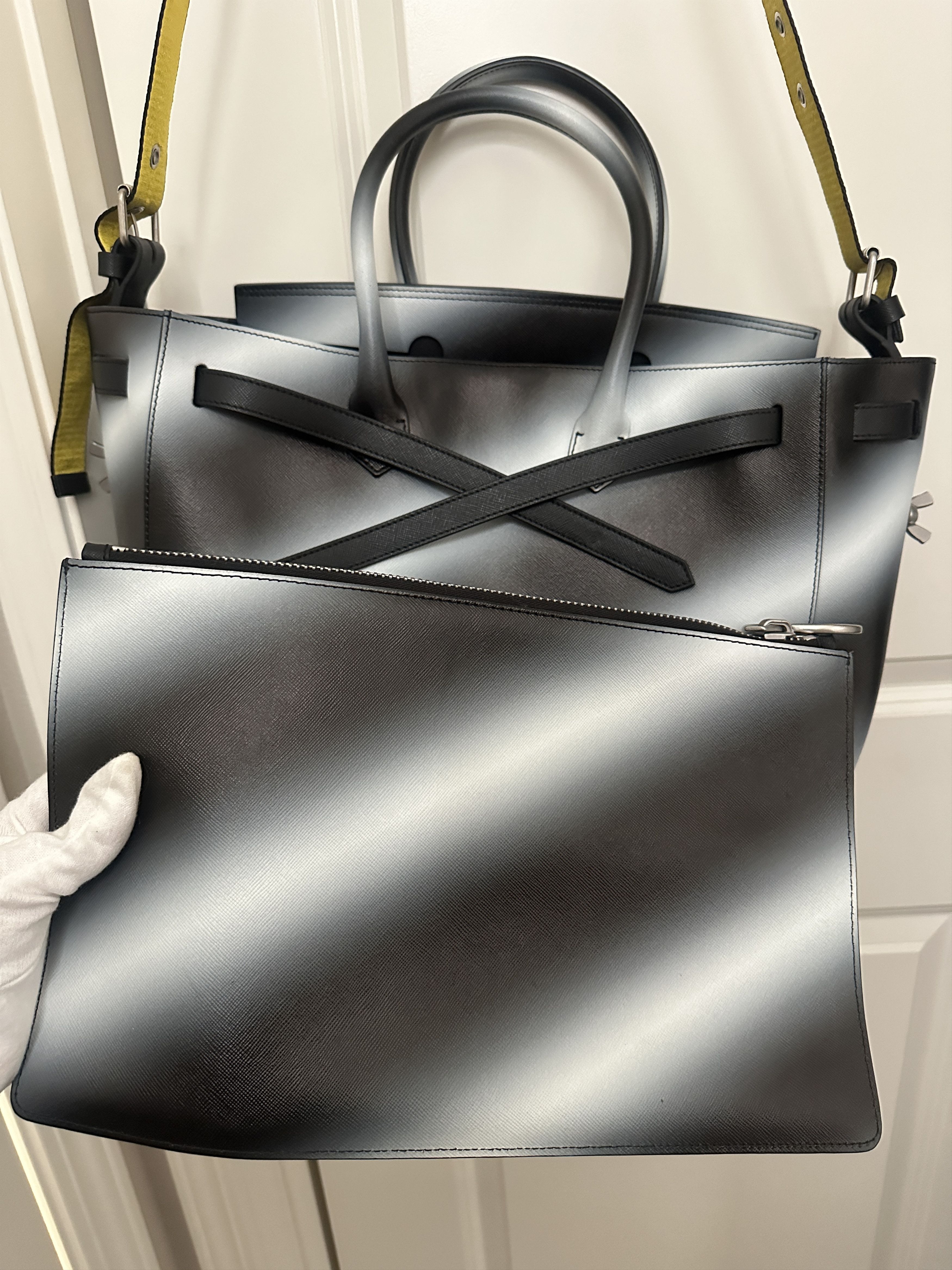 Off-White OFF-WHITE & Virgil Abloh Hand Held XL Tote Bag Size ONE SIZE - 12 Thumbnail