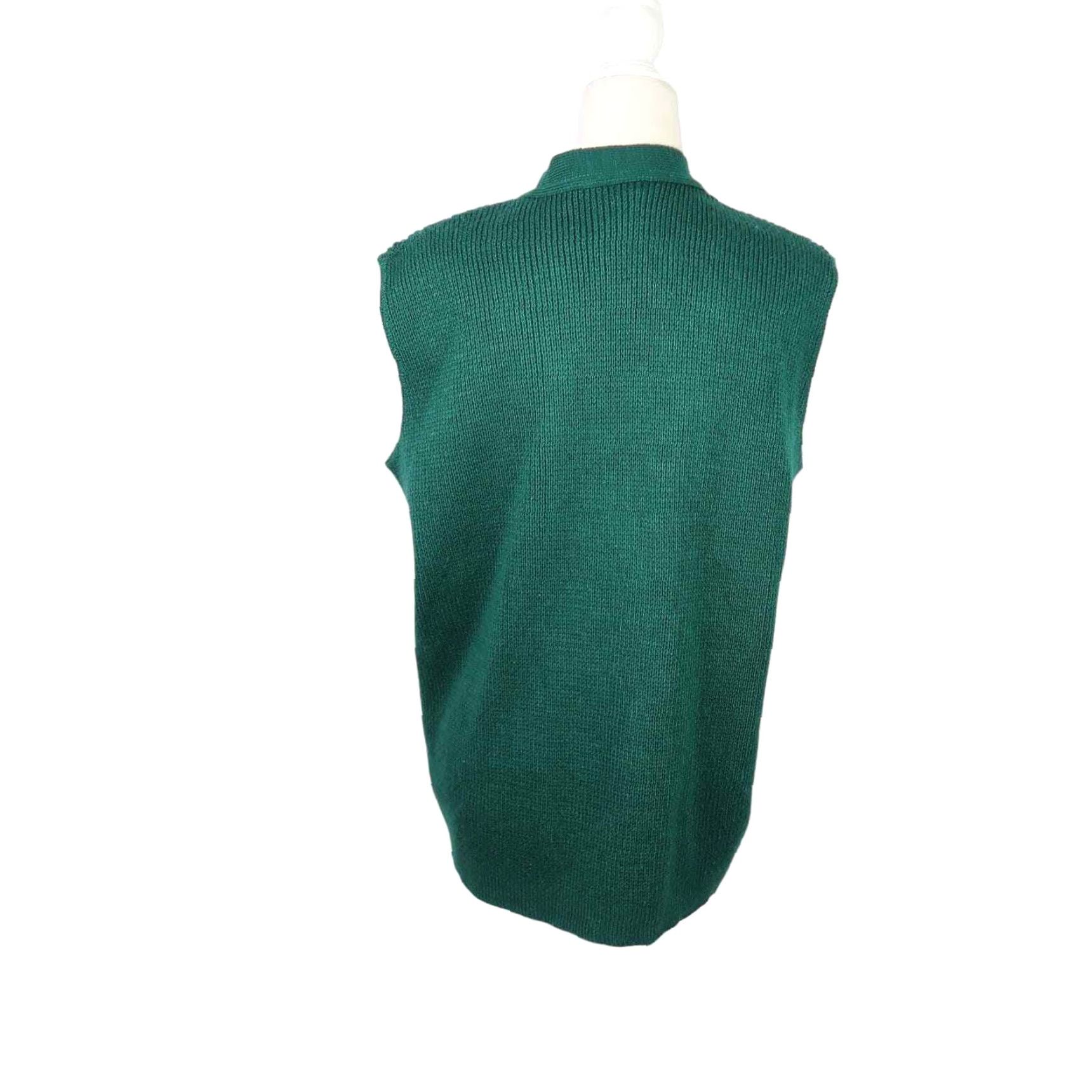 Vintage VINTAGE 90s Carriage Court dark green cable knit sweater vest cardigan Vest S Women Sleeveless Button front Casual Fall Winter 90s 80s Womens Size S / US 4 / IT 40 - 4 Thumbnail