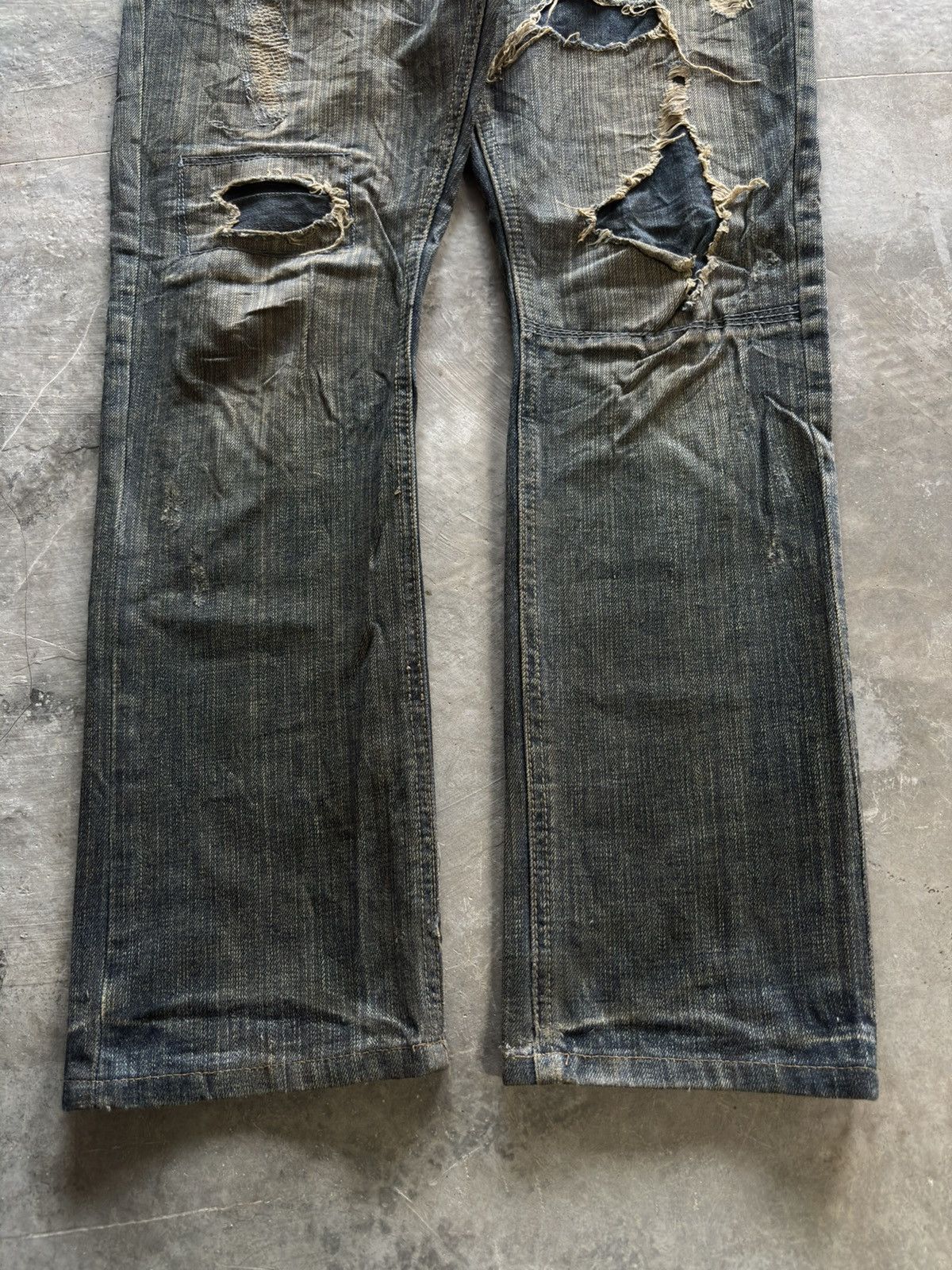 Japanese Brand IN THE ATTIC distressed dirty rusty mud japanese punk grunge Size US 31 - 15 Thumbnail