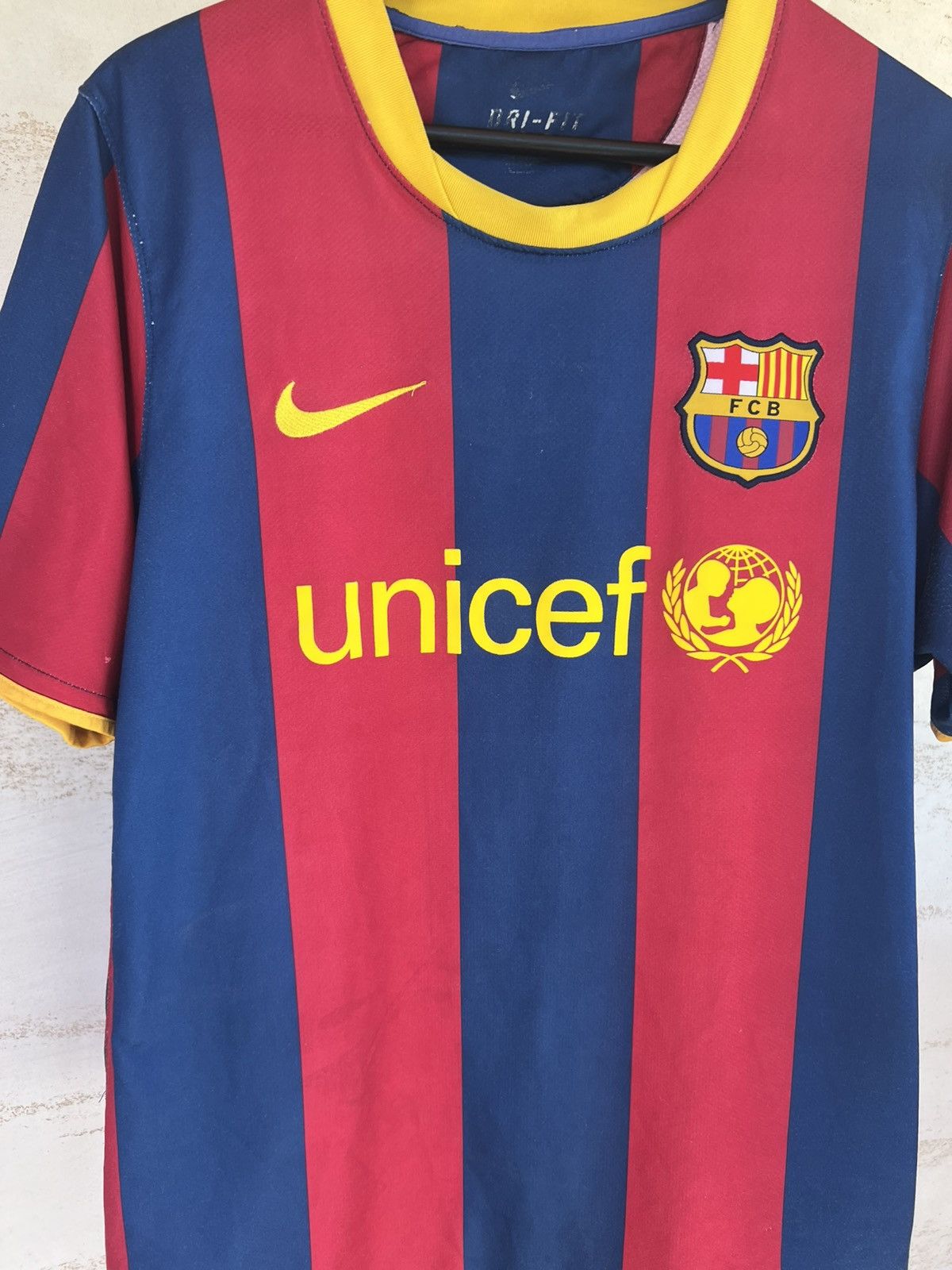 Nike ❤️💙VINTAGE FC.BARCELONA HOME JERSEY XAVI HYPE RARE BEST Size US M / EU 48-50 / 2 - 3 Thumbnail