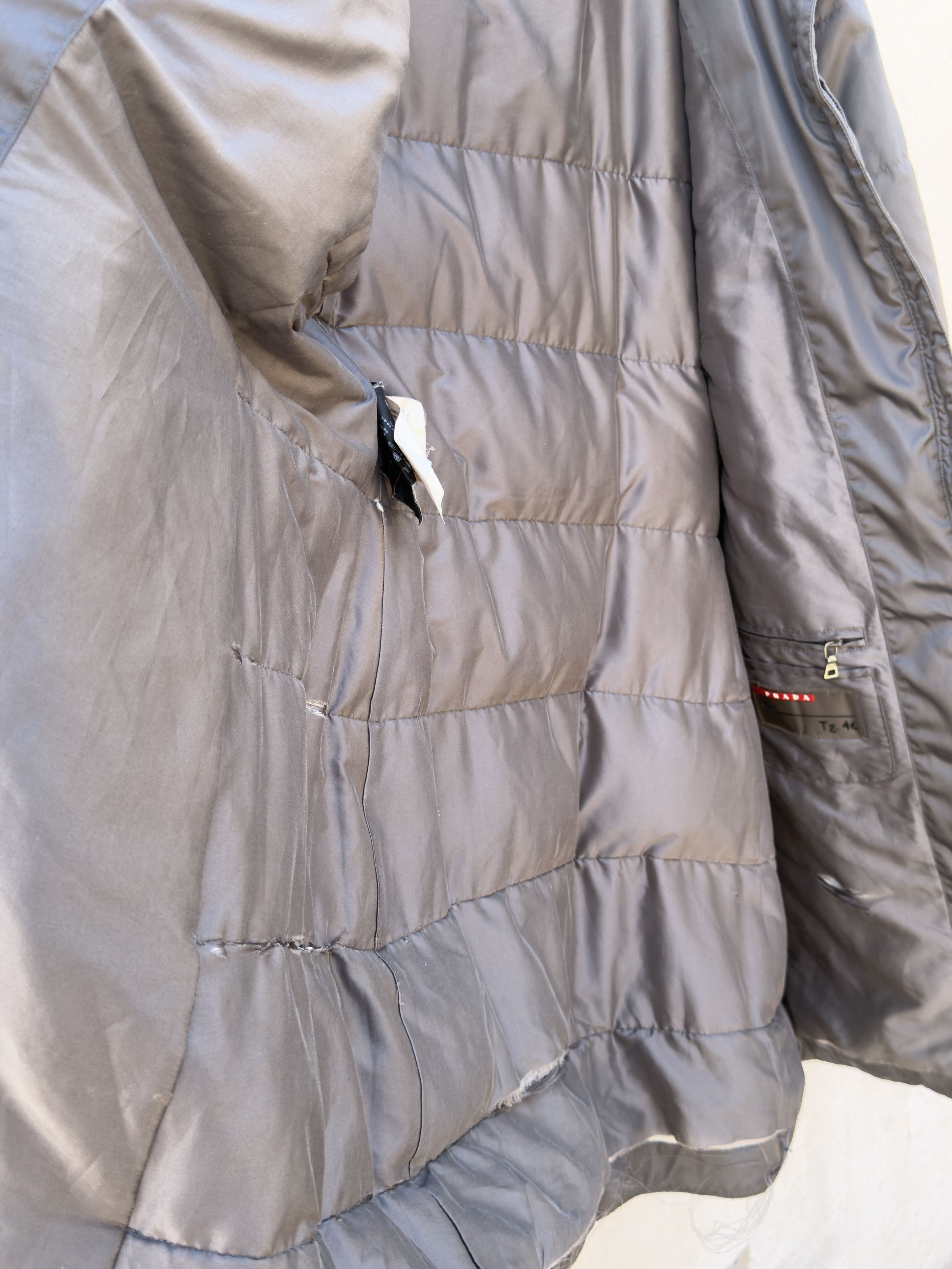 Prada 🔥 Prada puffer down jacket puffer size 46it Size L / US 10 / IT 46 - 4 Thumbnail