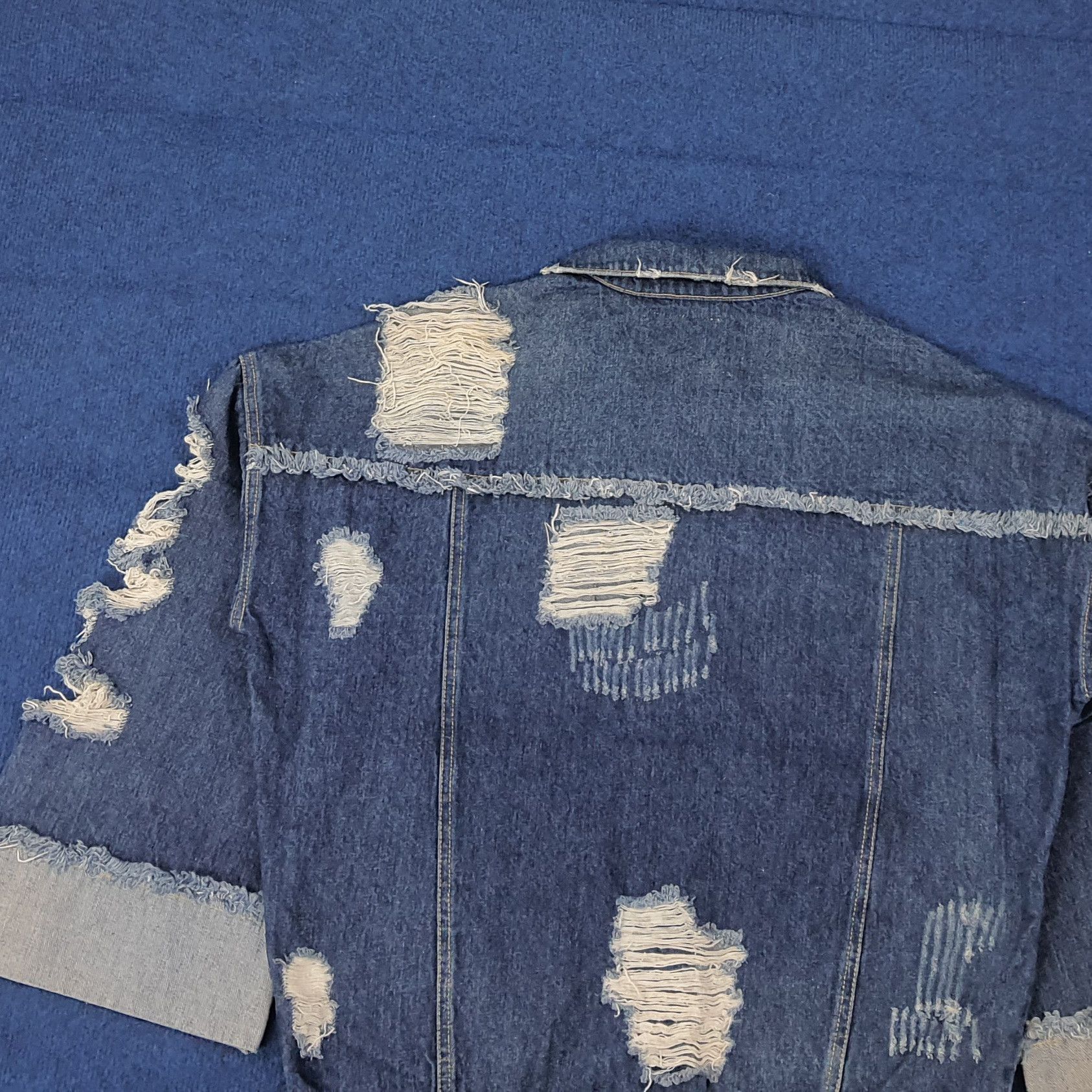 For All To Envy ENVYM Ripped Denim Cropped Sleeve Raw Hem Jacket C266N20 Size US L / EU 52-54 / 3 - 4 Thumbnail