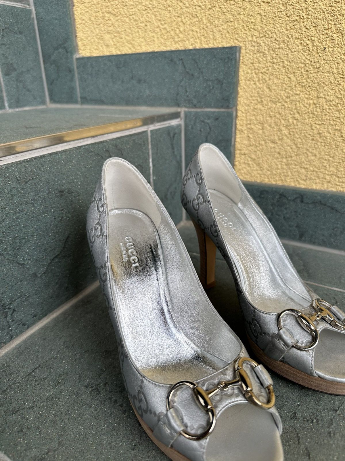 Gucci Gucci Monogram Heels Pumps Gray Luxury Shoes Made in Italy Size US 5.5 / IT 35.5 - 10 Thumbnail