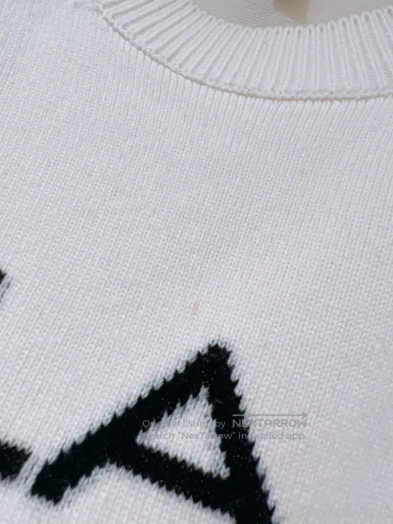 Chanel Chanel 19 Cruise Series Knitwear sweater Size S / US 4 / IT 40 - 6 Thumbnail