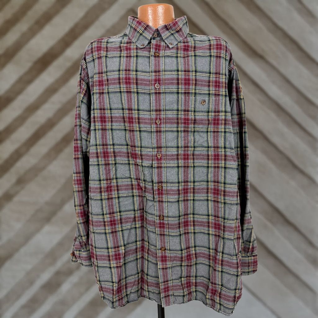 Roundtree & Yorke VINTAGE Roundtree & Yorke Portuguese Flannel Shirt Men 3XL TALL Gray Plaid Button-Up Shirt Size US XXL / EU 58 / 5 - 1 Thumbnail