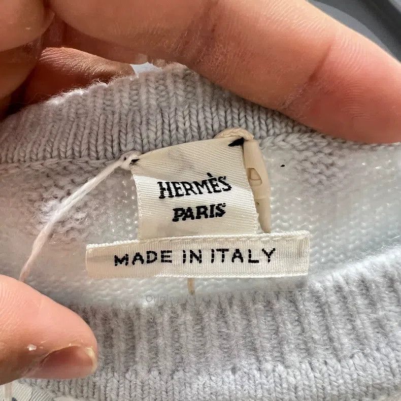 Hermes Hermes Polka Dot Letter Mixed Fabric Long Sleeve Pullover Size XXS / US 00 / IT 34 - 3 Thumbnail