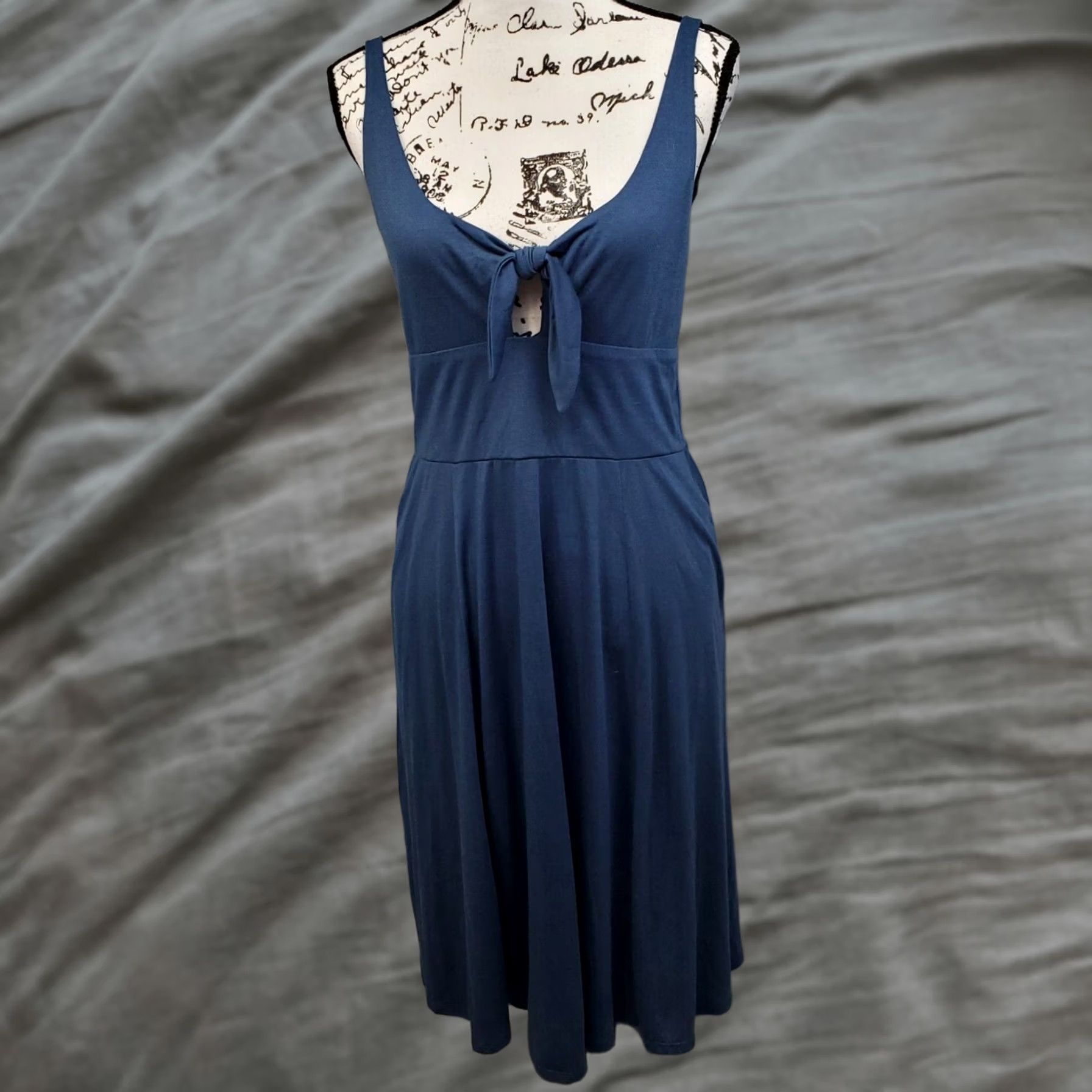Lulus Lulus Womens Large Blue Rayon Wide Strap Keyhole Tie Front Pleated Sheath Dress Size L / US 10 / IT 46 - 1 Thumbnail