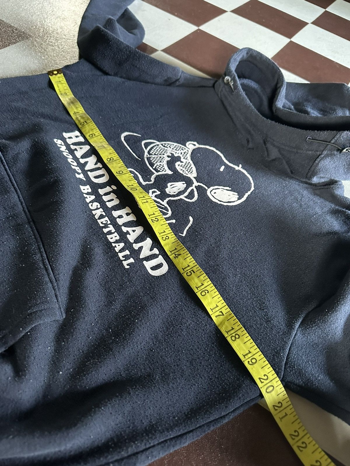 Vintage Snoopy basketball pullover hoodies Size US S / EU 44-46 / 1 - 7 Thumbnail