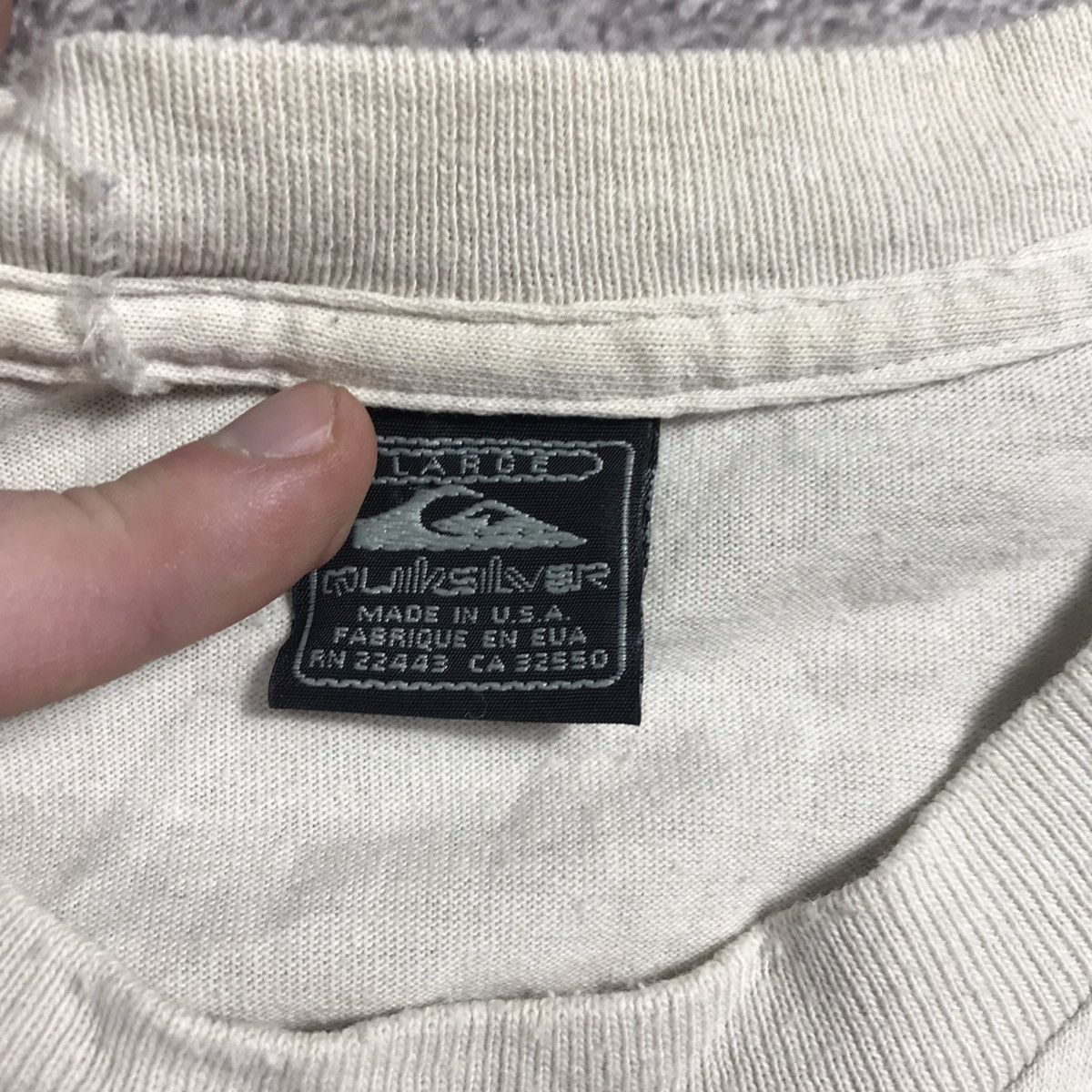Vintage Vintage 90s Quicksilver Graphic Tee Sun Faded Skate Baggy XL Size US XL / EU 56 / 4 - 5 Thumbnail