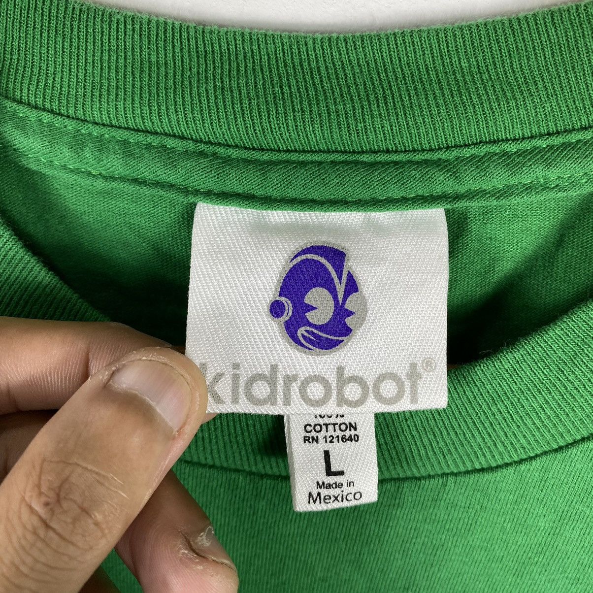 Kid Robot Vintage 00's KID ROBOT MUNNY World Toys Graphic Tee Size US L / EU 52-54 / 3 - 9 Thumbnail
