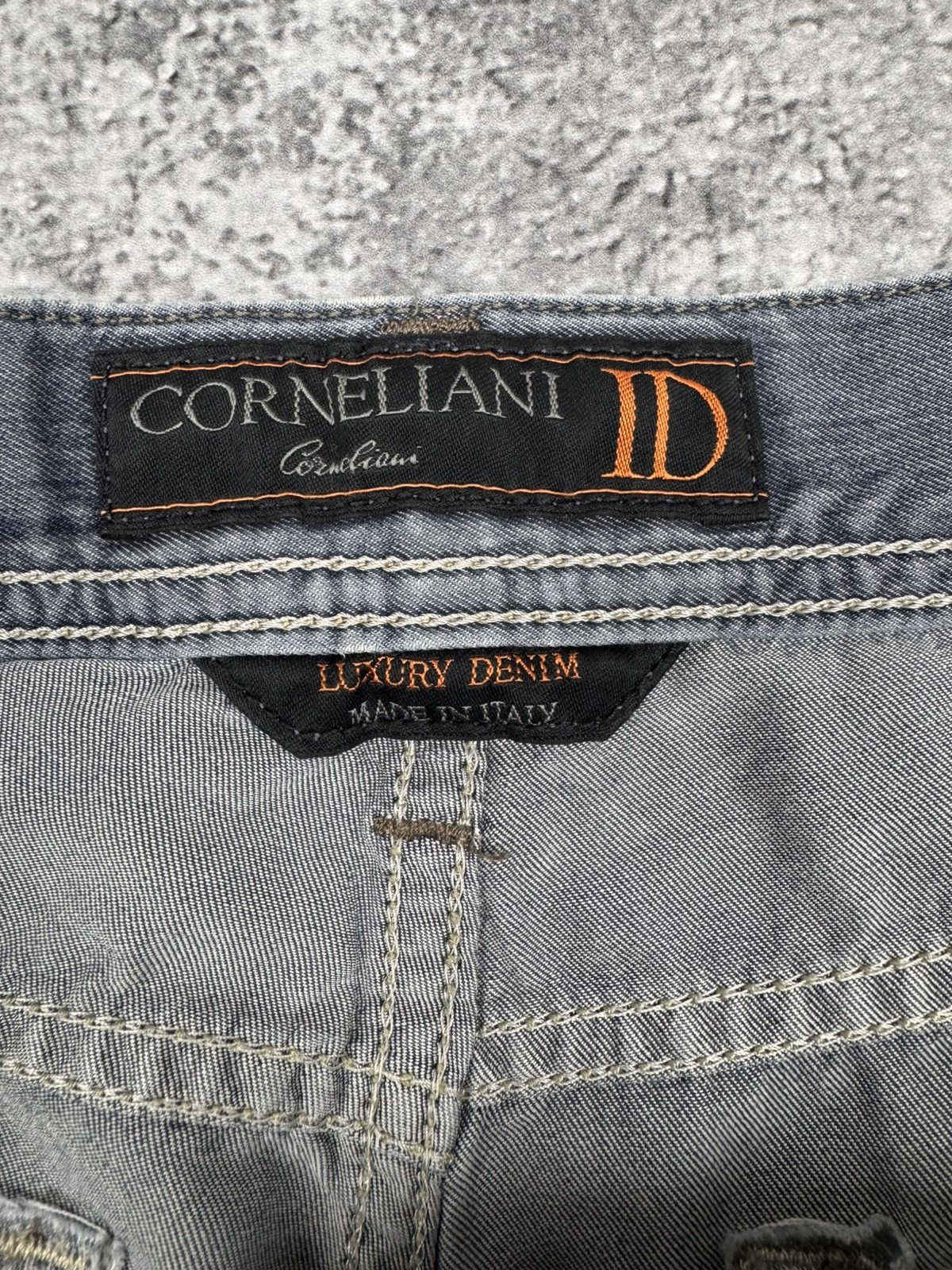 Corneliani Corneliani ID Men Luxury Denim Jeans Grey Cotton Size W34 Size US 34 / EU 50 - 9 Thumbnail